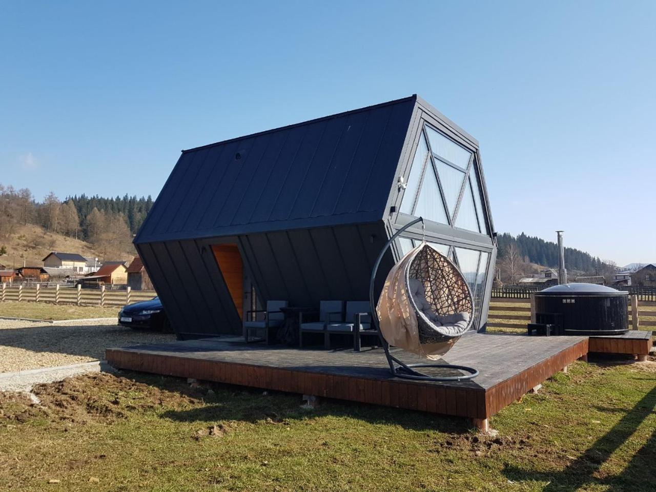 Vulyk Guesthouse
