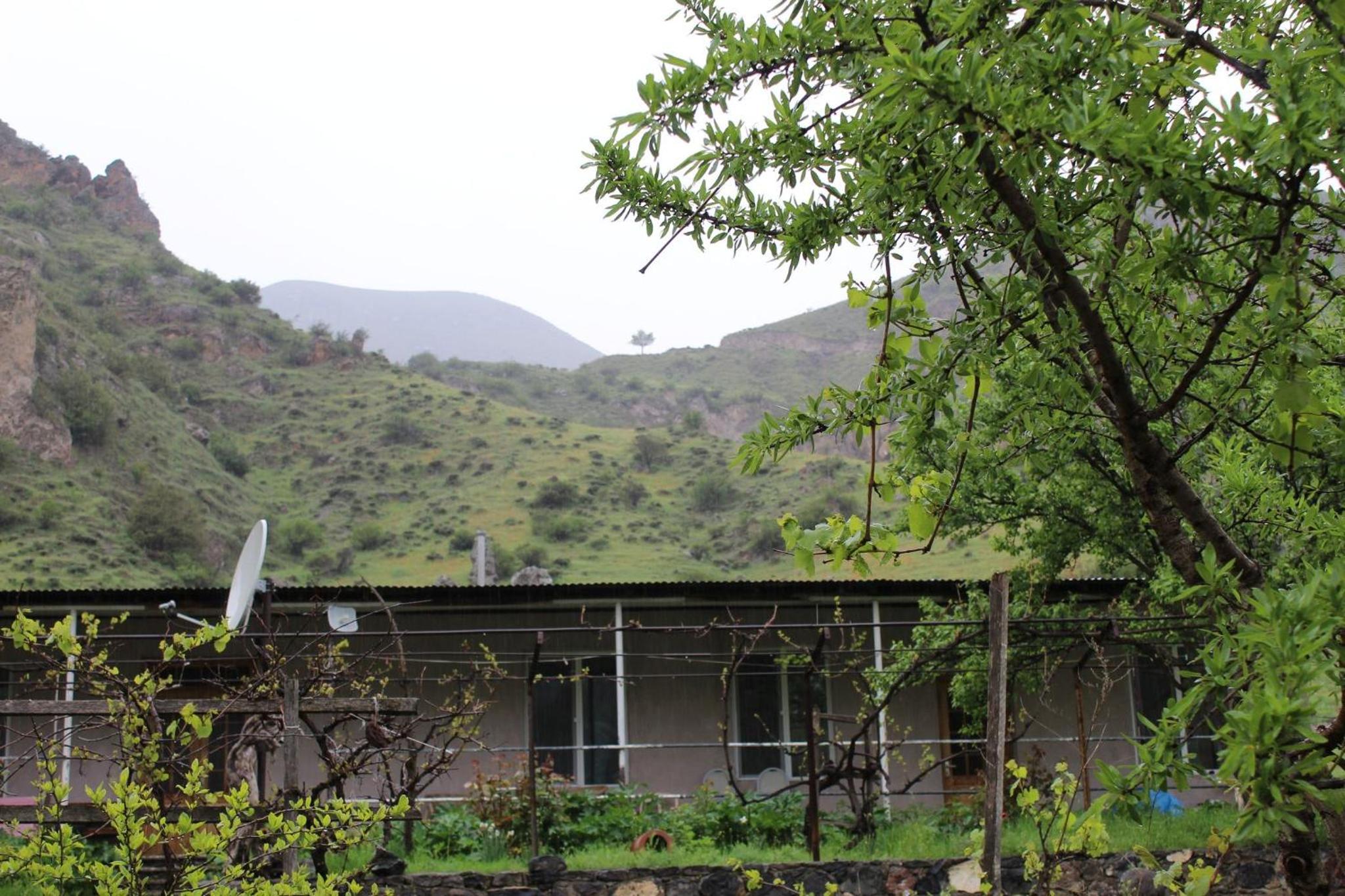 Tirebi Farmhouse