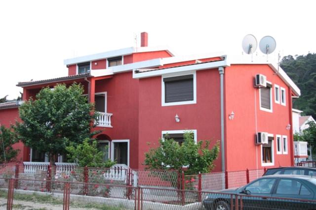 Apartmani Dresic