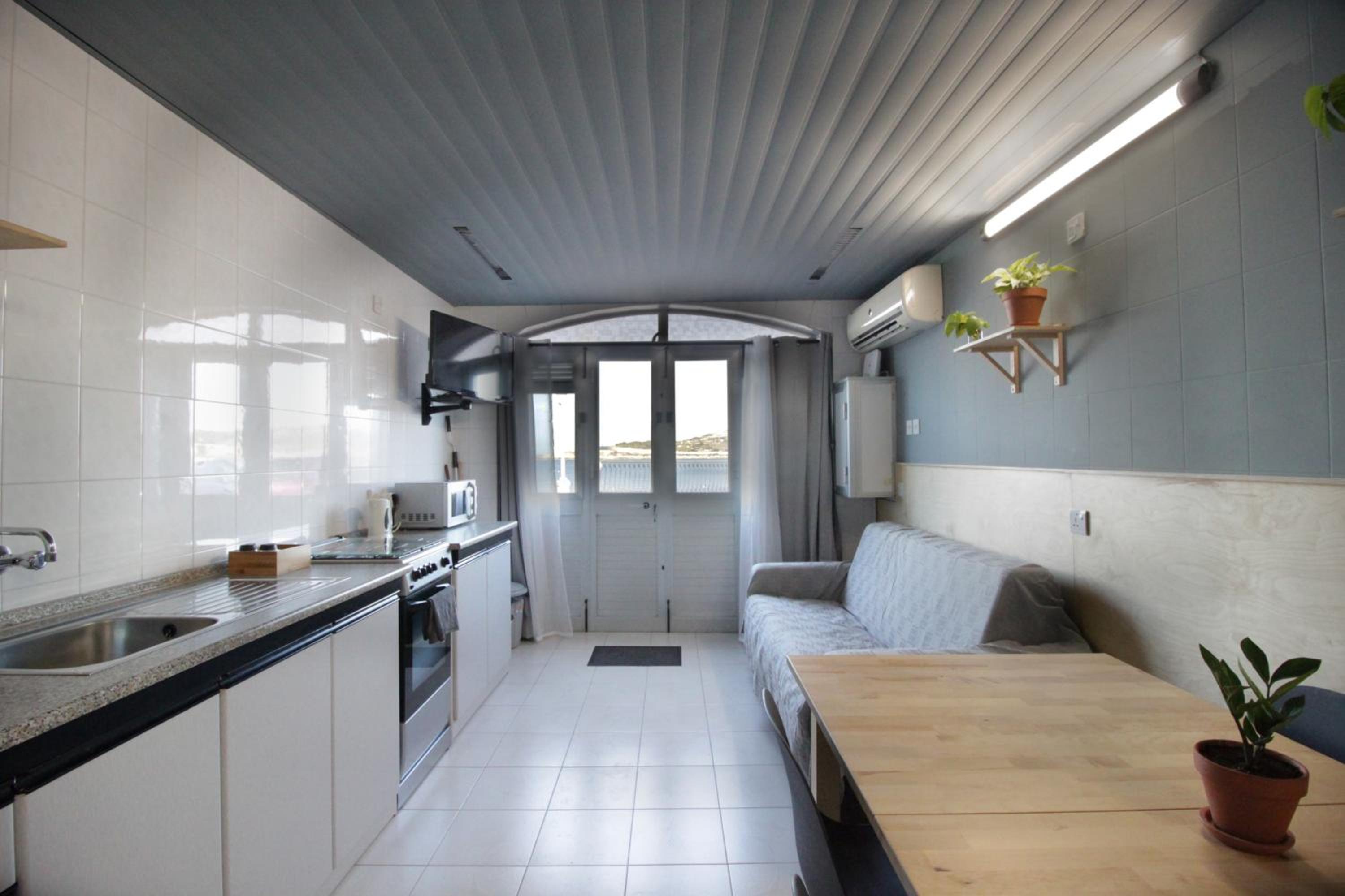 Seafront Beachroom photo 2