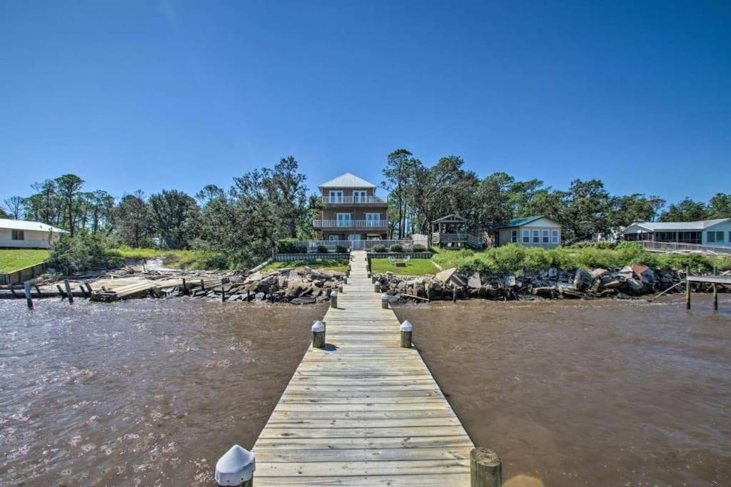 Private Pool/Pier - Beautiful Bayfront Property! view 5