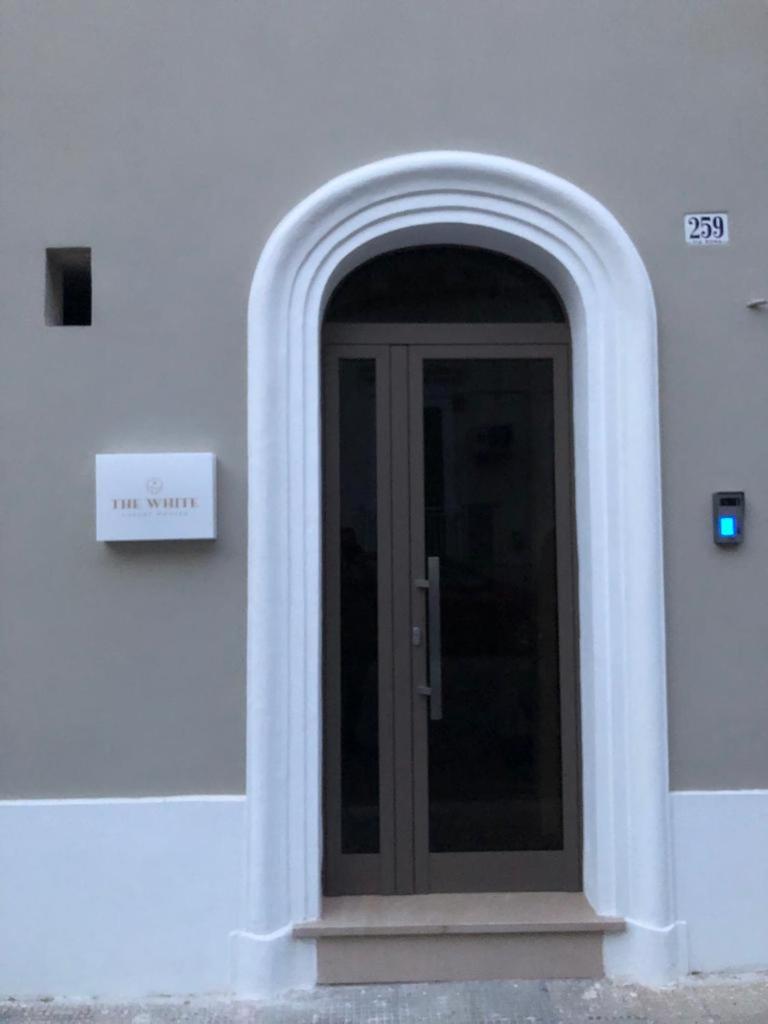 Hotel TheWhiteLuxury Collection - gessicaholidayhomes - Image 1