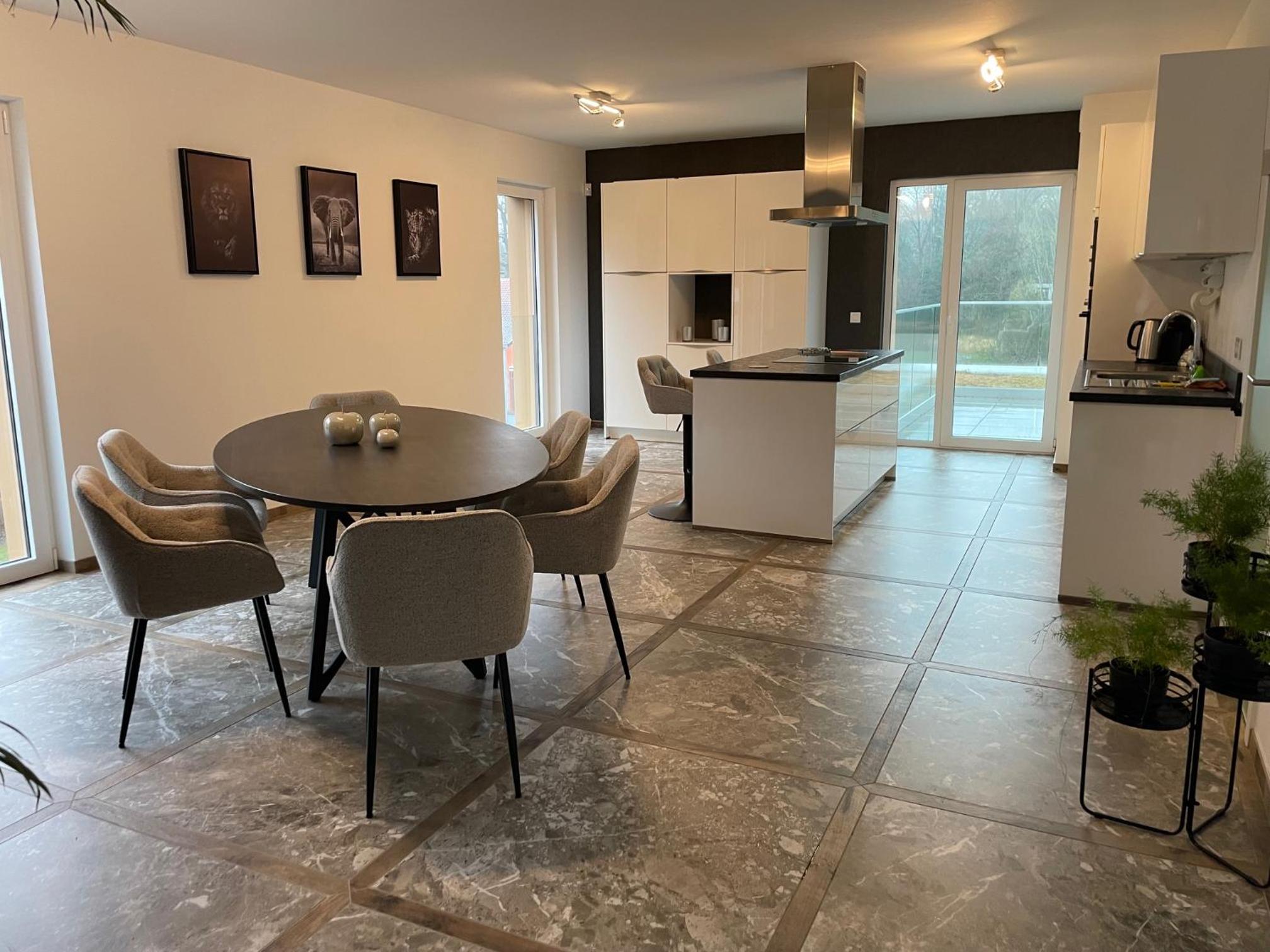 Penthouse au lac de Warfaaz