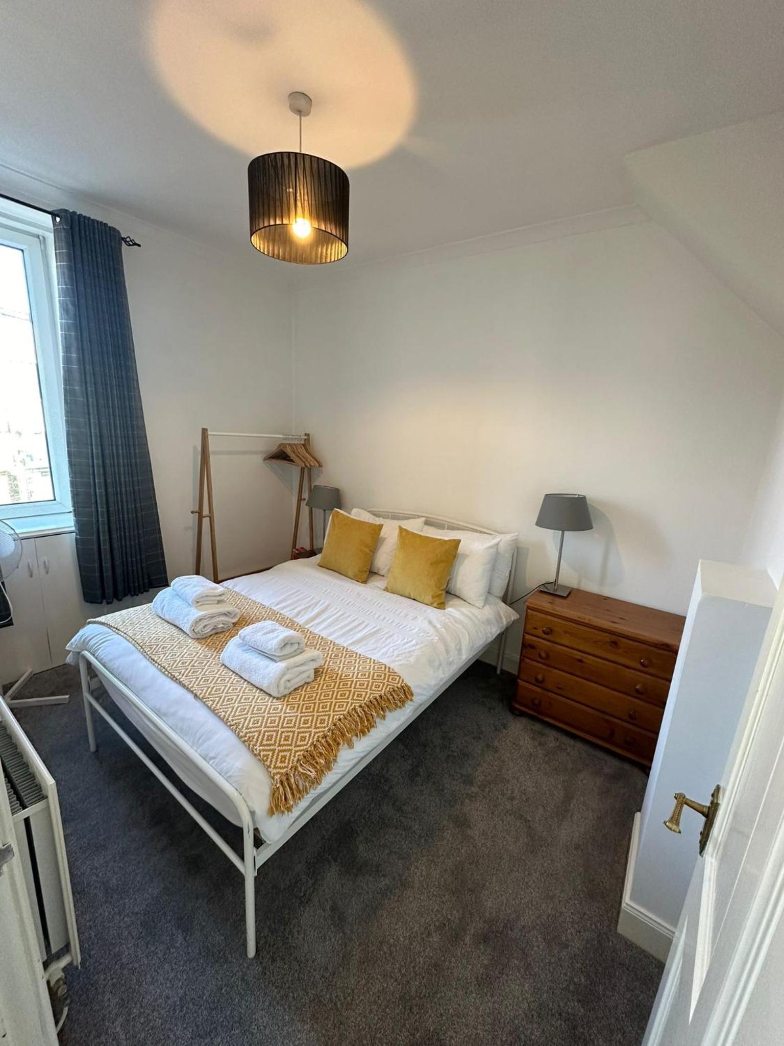 Scott Street Modern Flat view 5