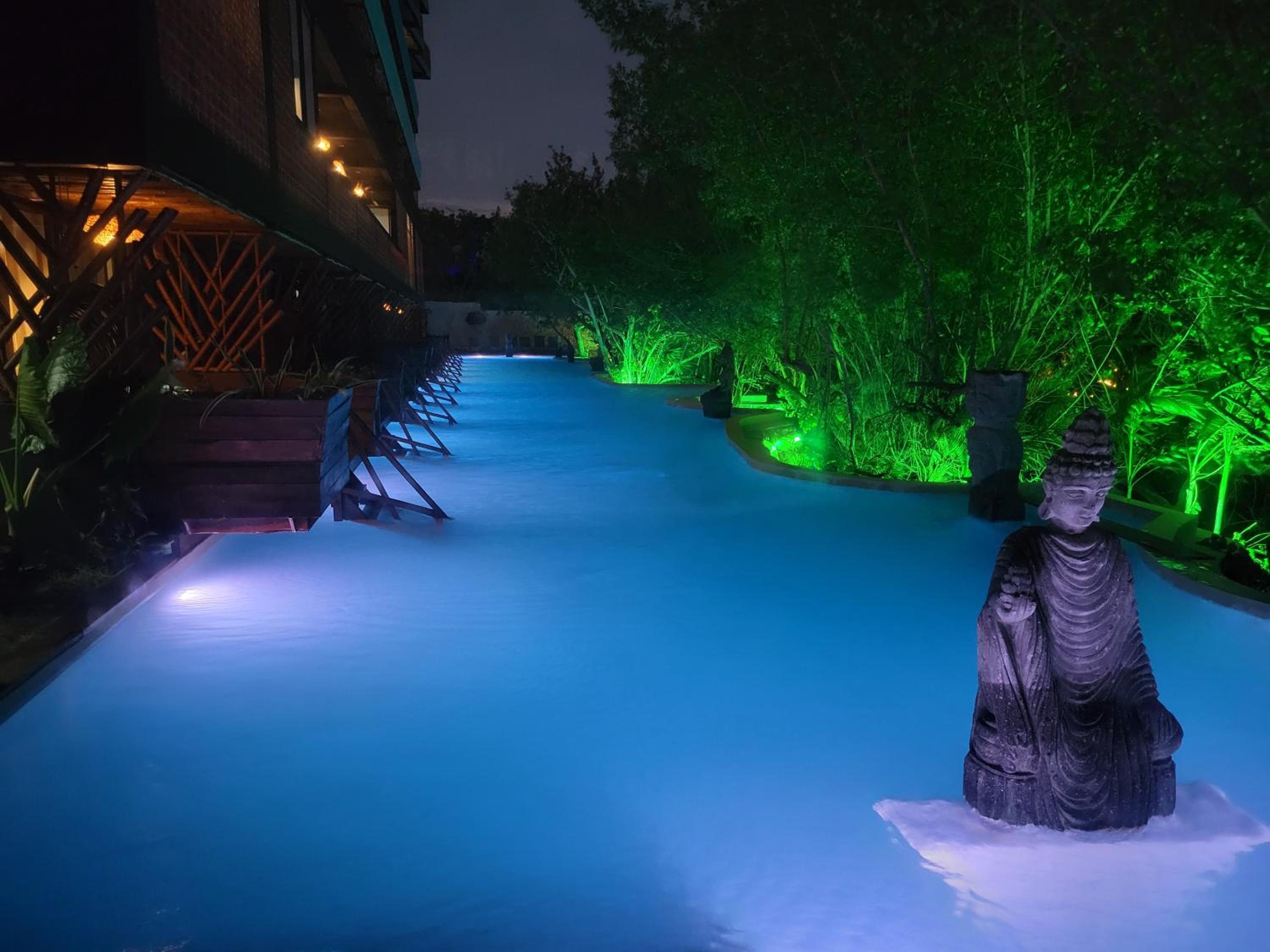 Akuazul Resorts Adults Only