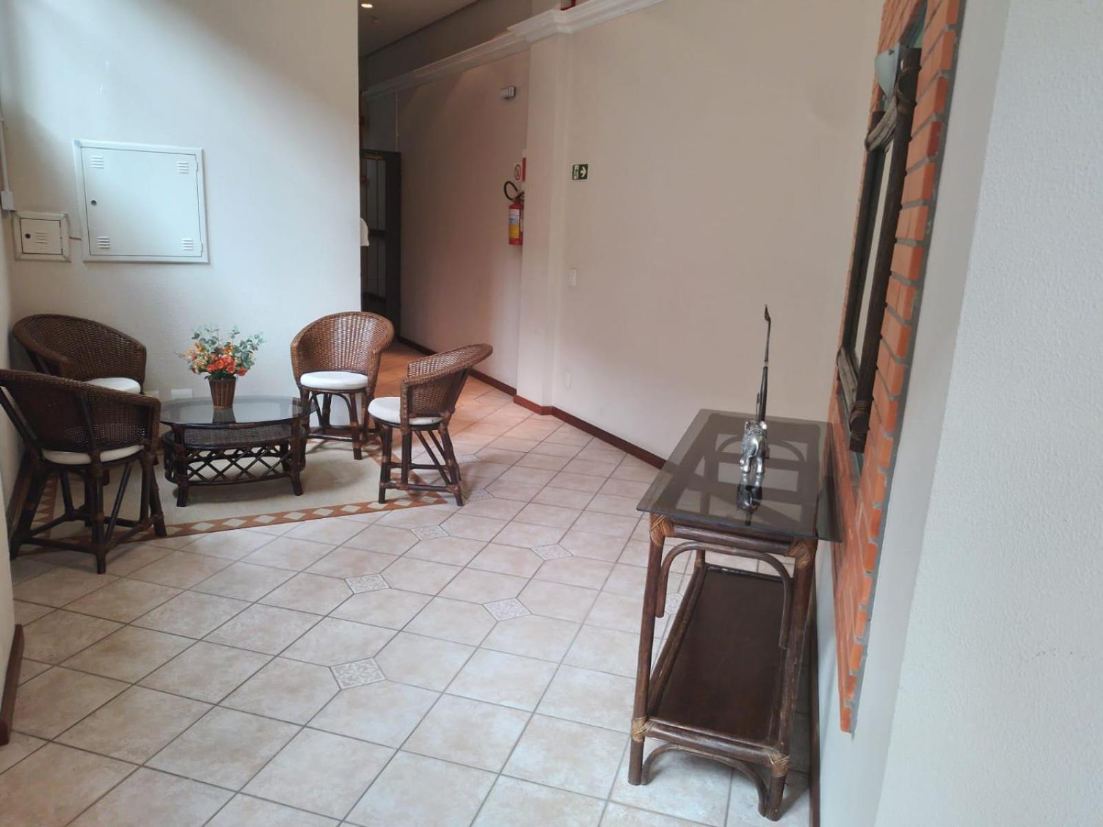 Apto na Borges de Medeiros.