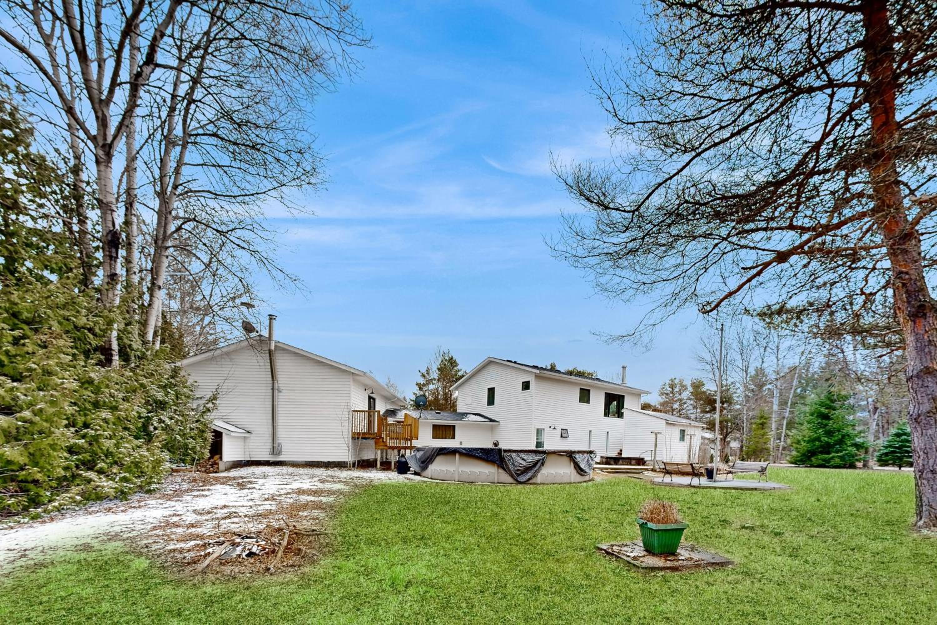 Rolling River Retreat