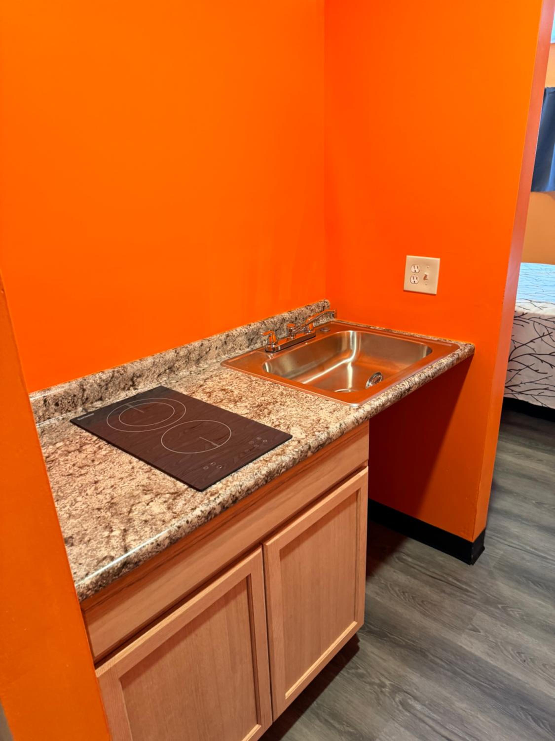 Budget Inn Decatur Priceville view 2
