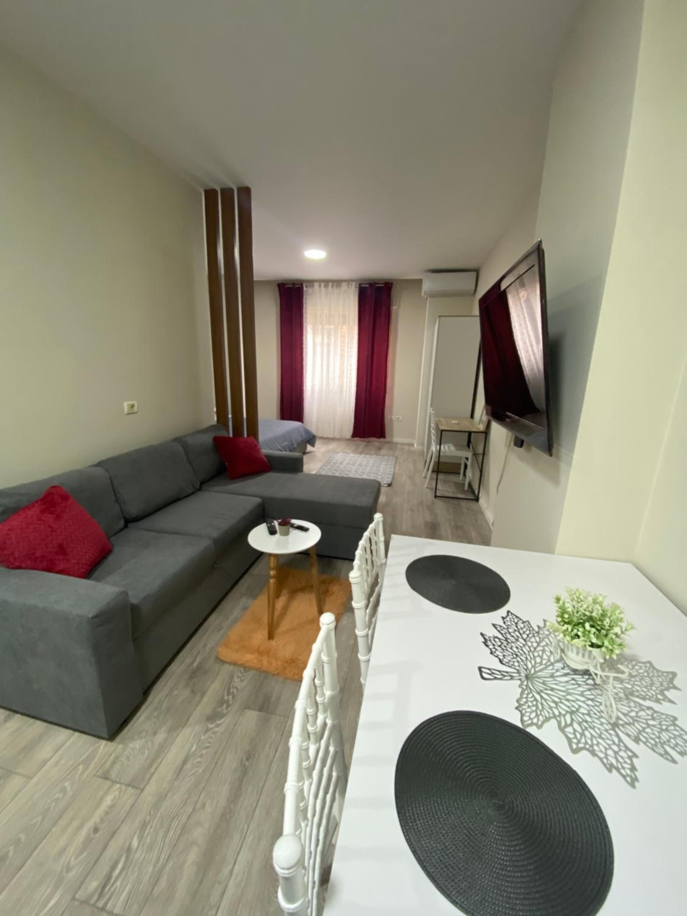 Chlo apartment 5 Tirane