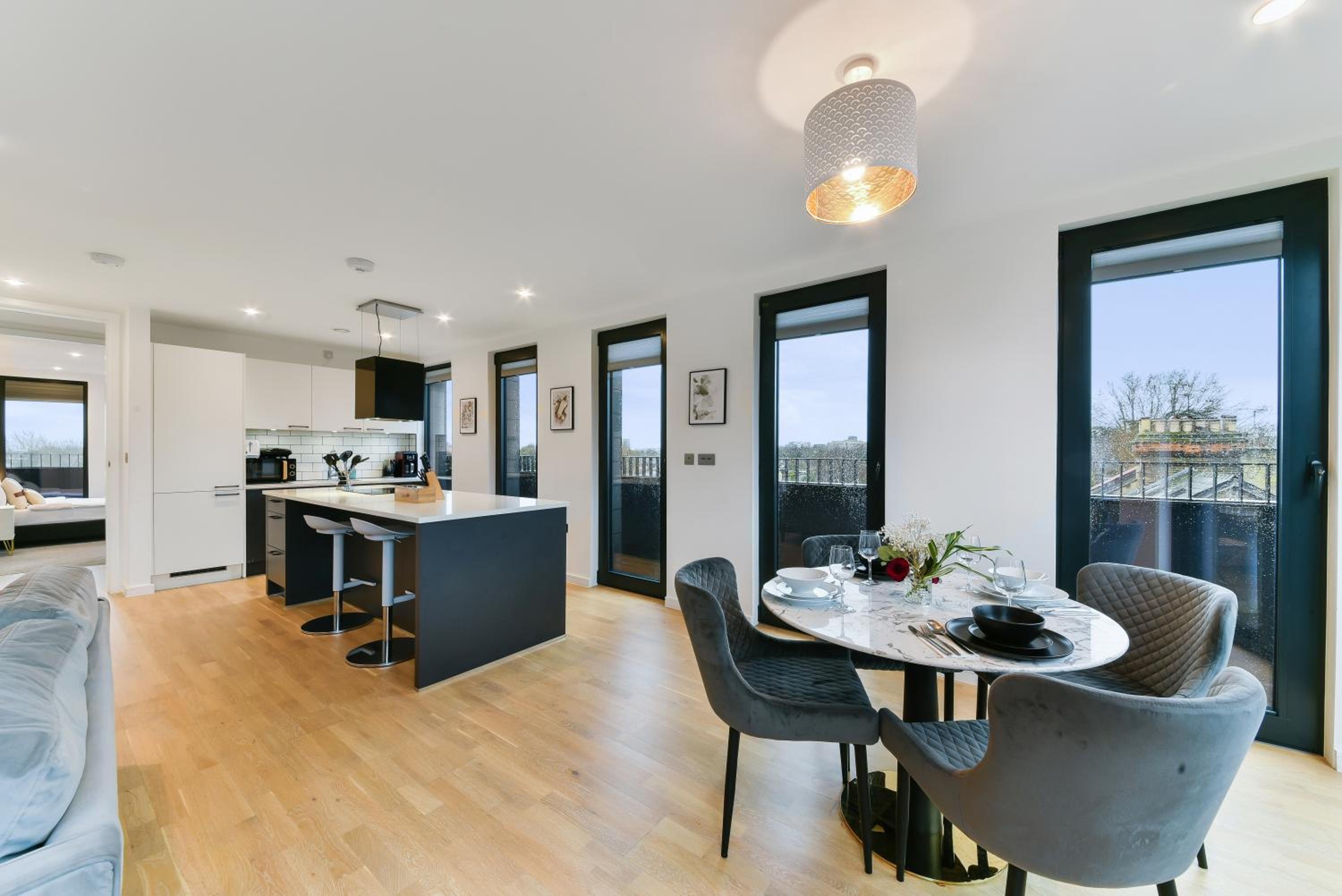 The Vale - Luxury Apartments