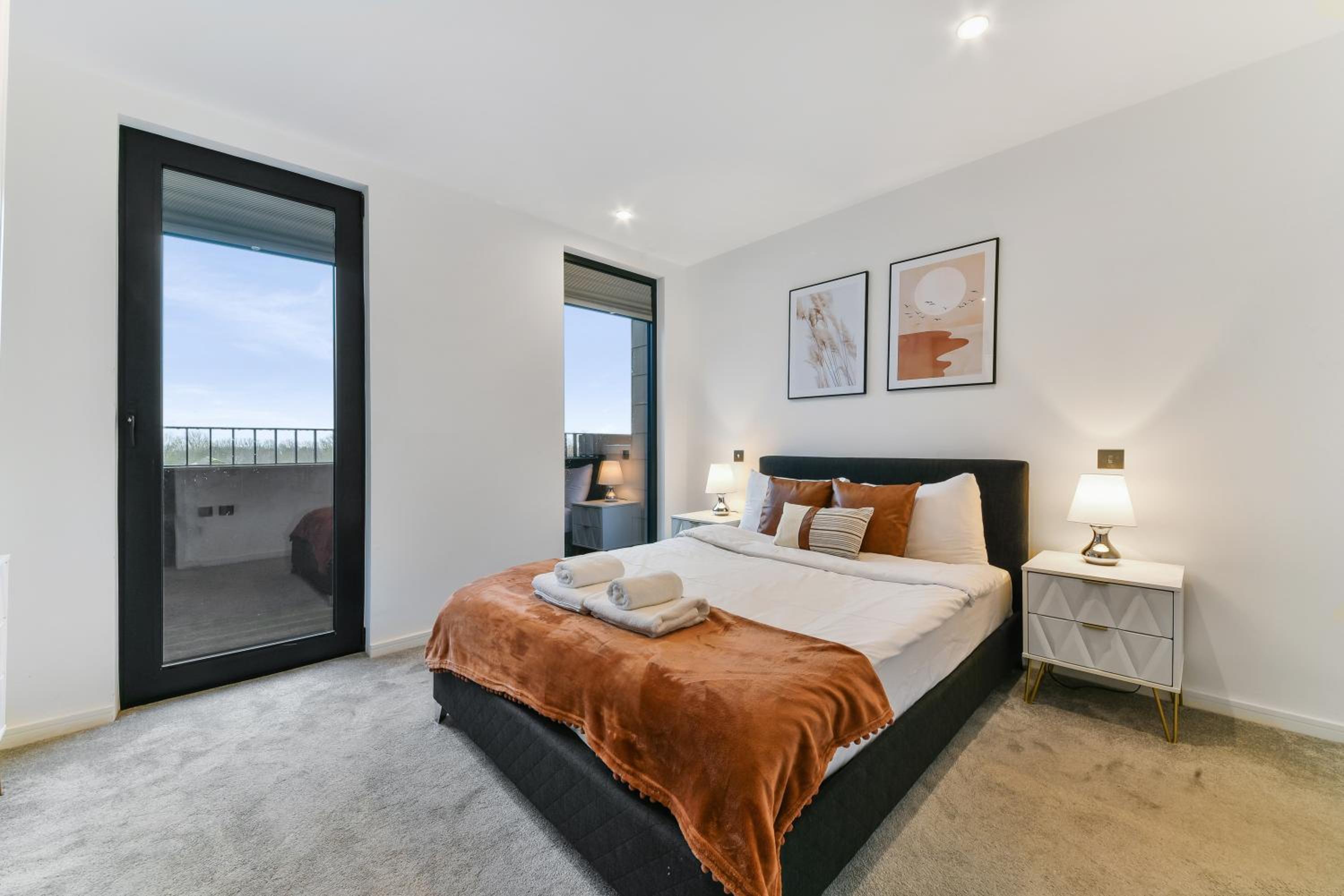 The Vale - Luxury Apartments