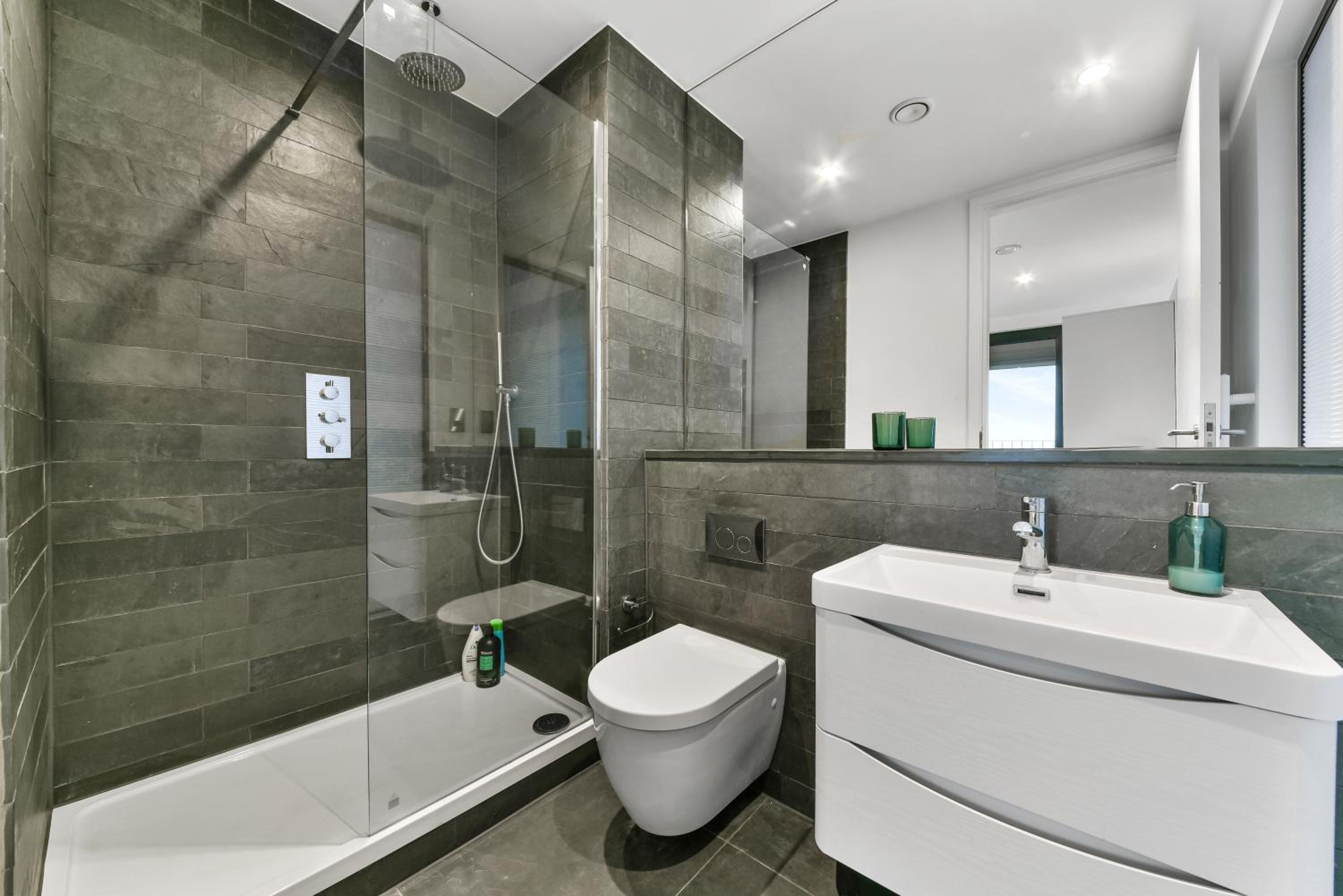 The Vale - Luxury Apartments
