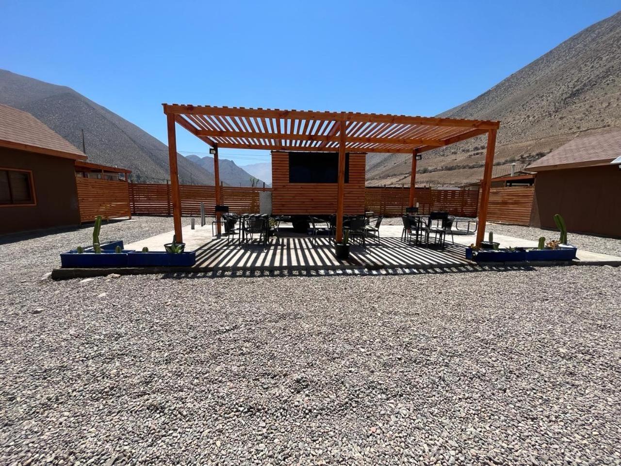 Cabañas Vicuña Cielo de Peralillo - Valle de Elqui
