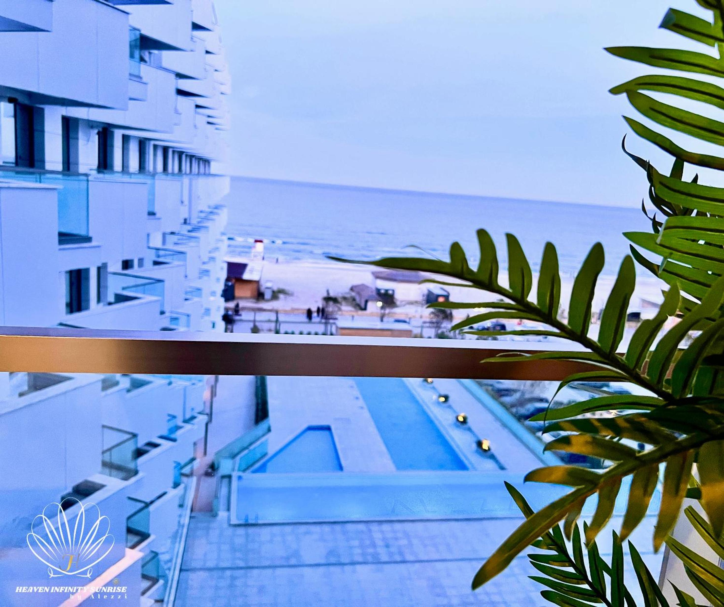 Heaven Infinity Sunrise Pool & SPA view 3