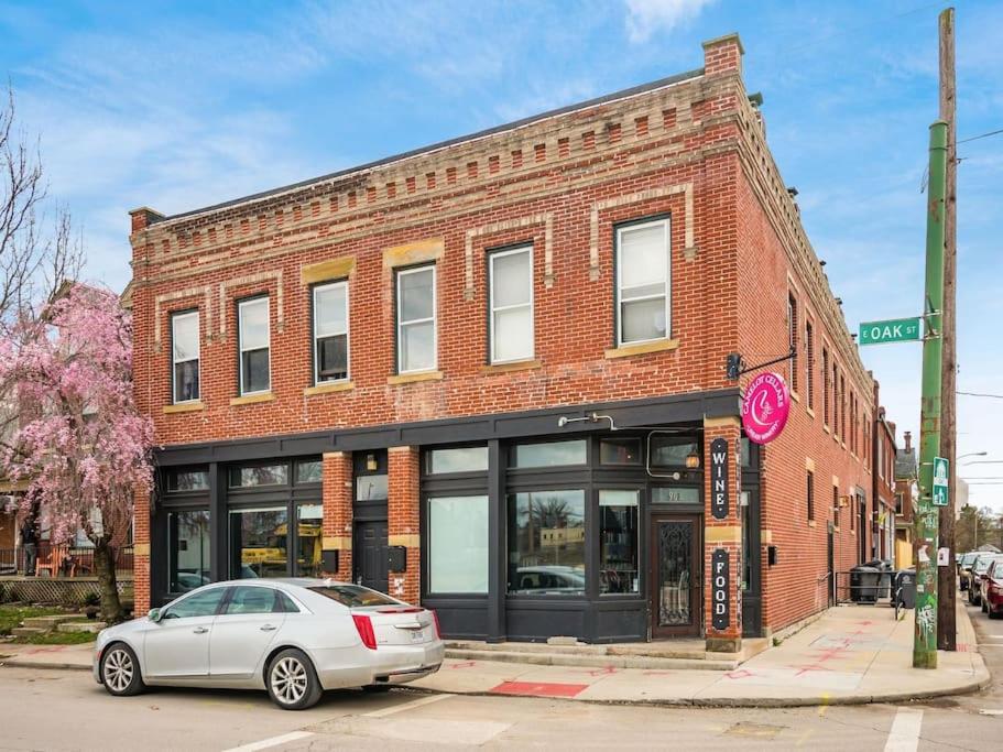 Central Loft with Pool Table! Pet-friendly Haven! view 5