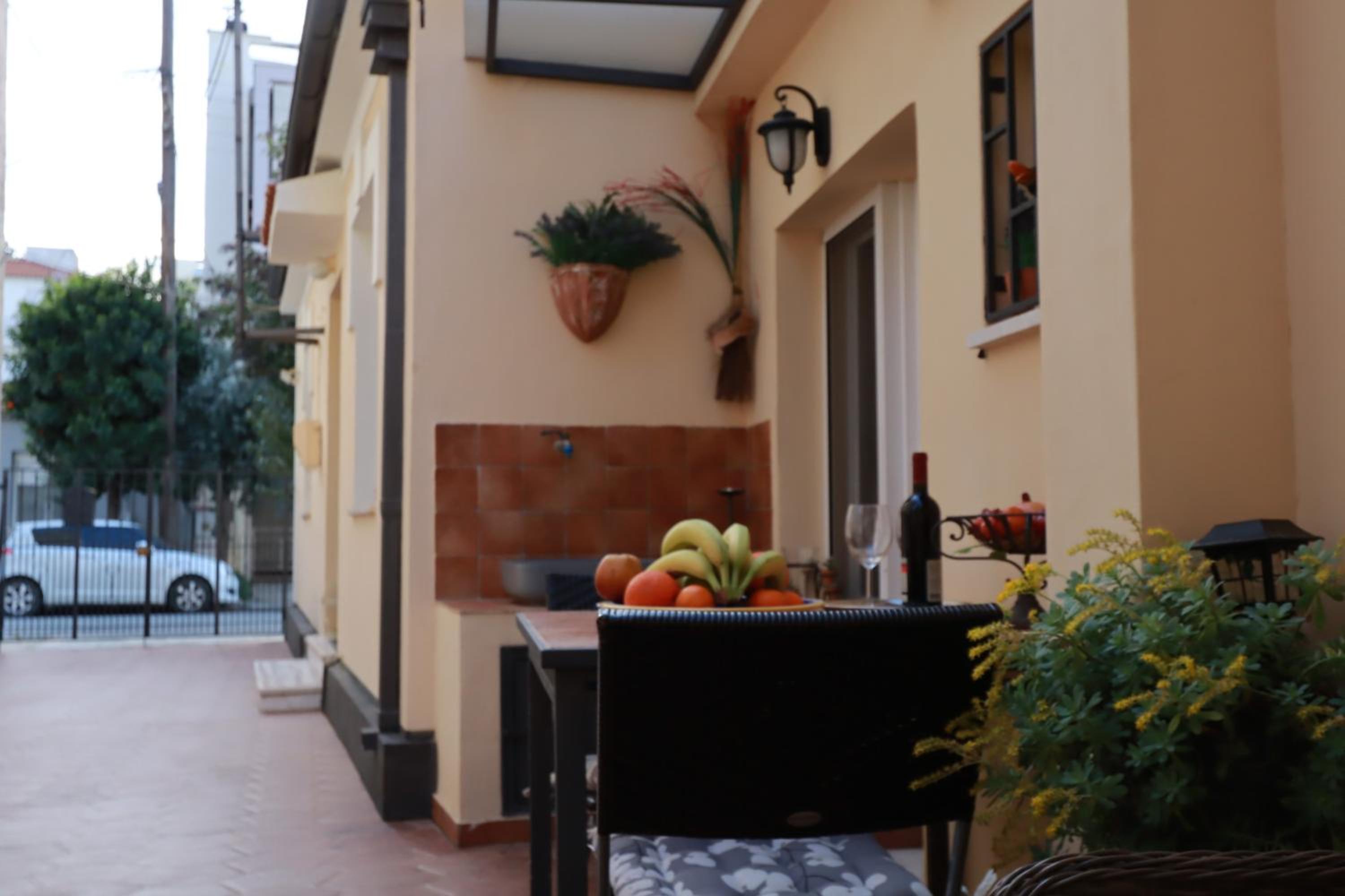 Orfeas Home/Detached House 74m2,parking&yard view 5