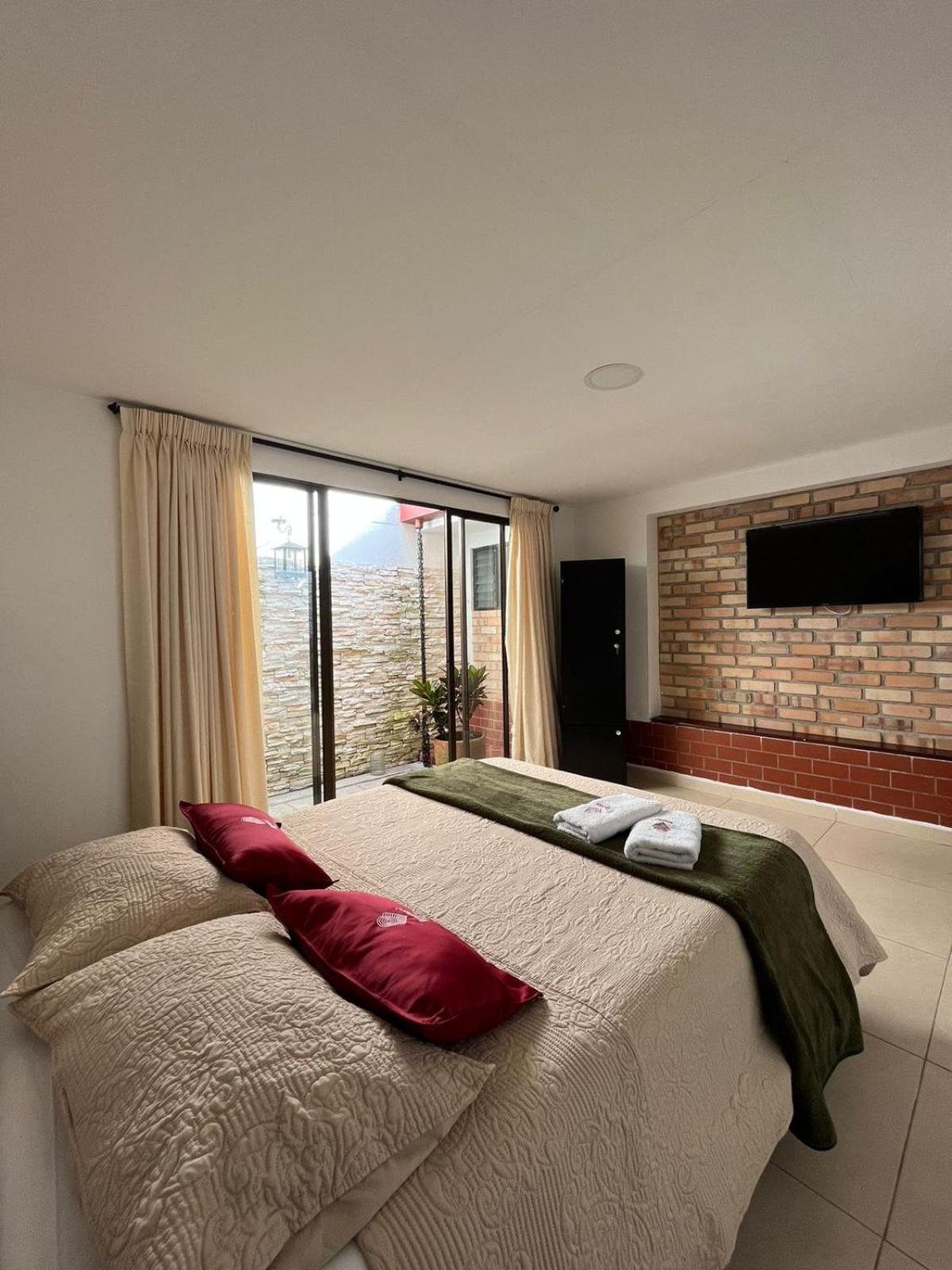 Hostal Amanari