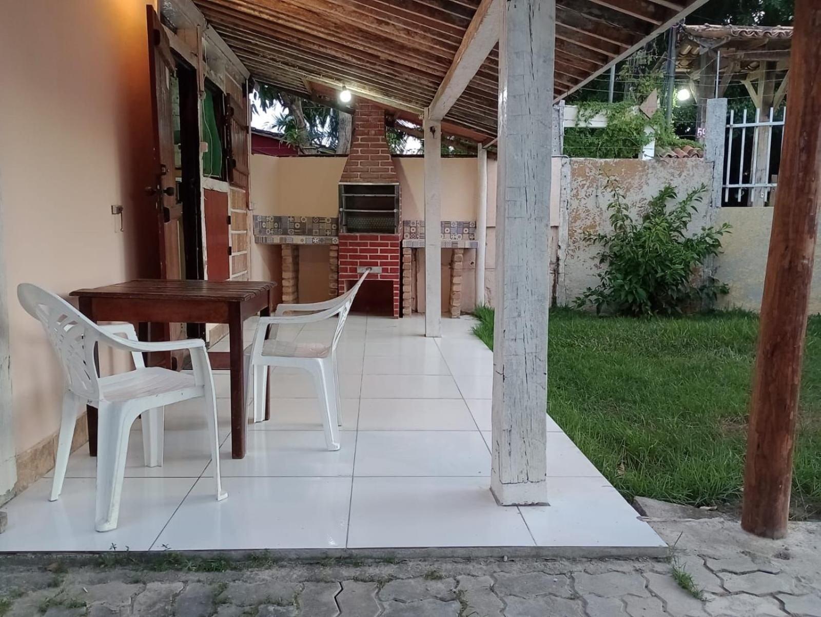 Casa completa na perto da Praia de Coroa com estacionamento exclusivo