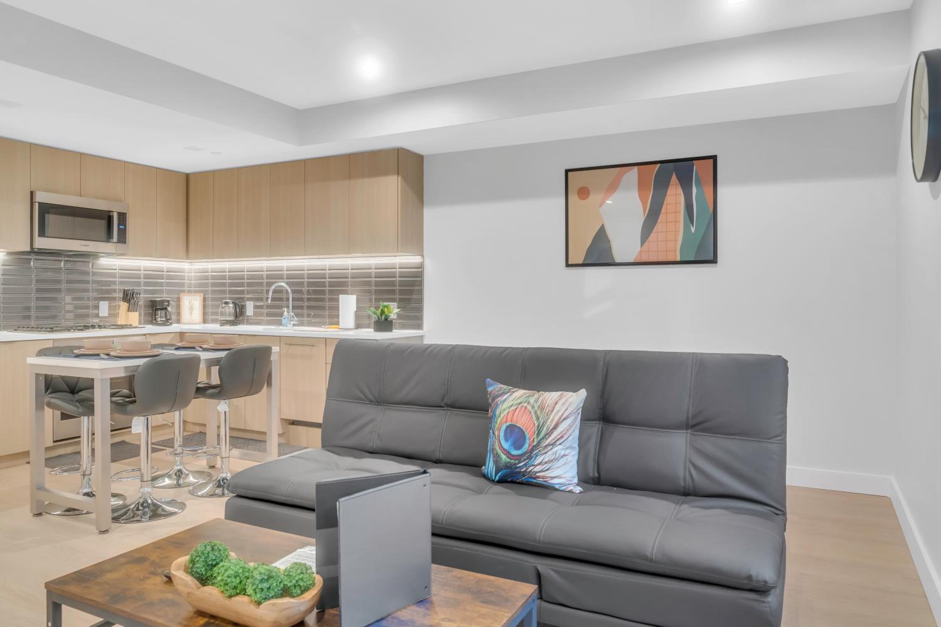 Fully Furnished Apartment in Washington near Logan Circle