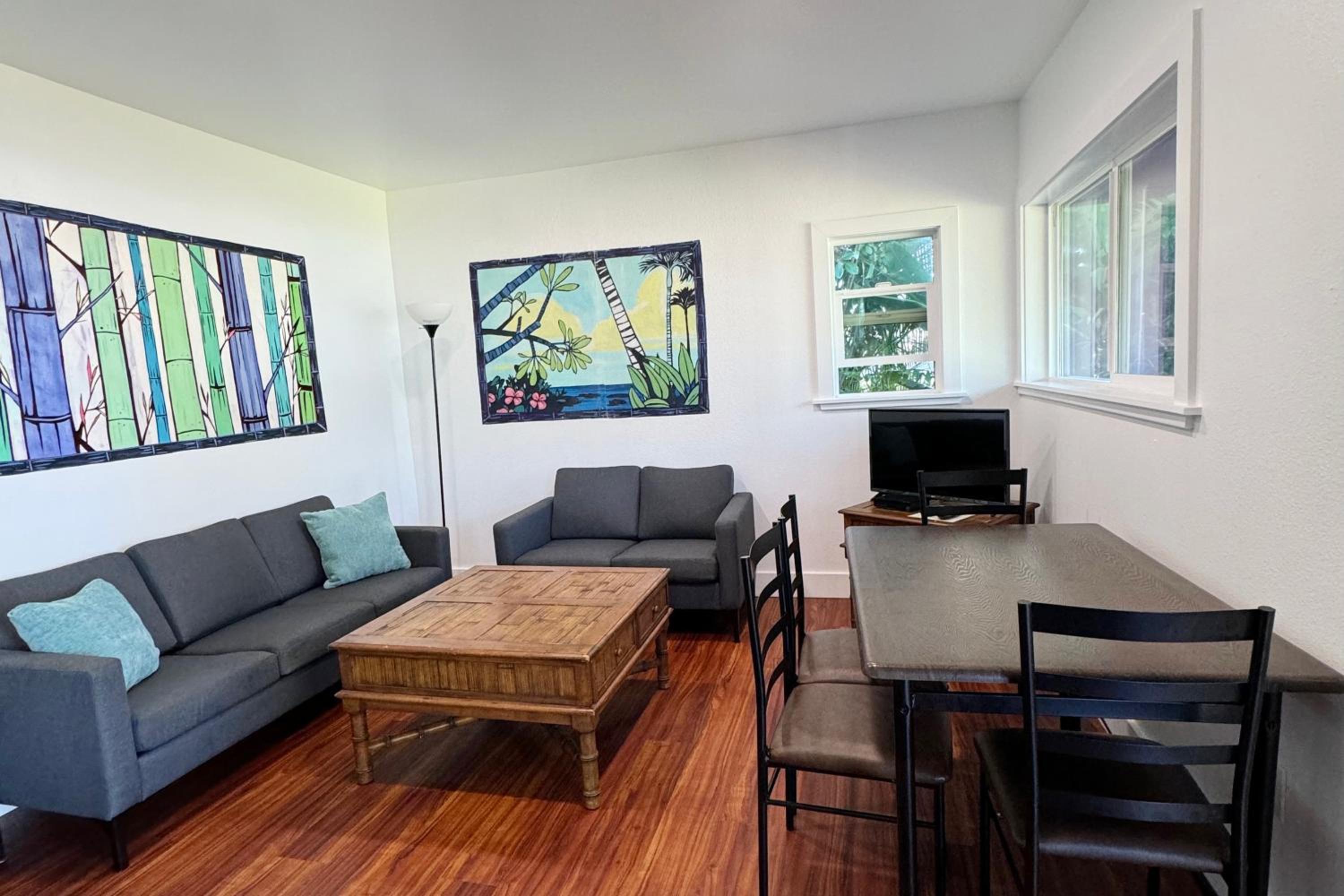 Backpackers Vacation Inn and Plantation Village