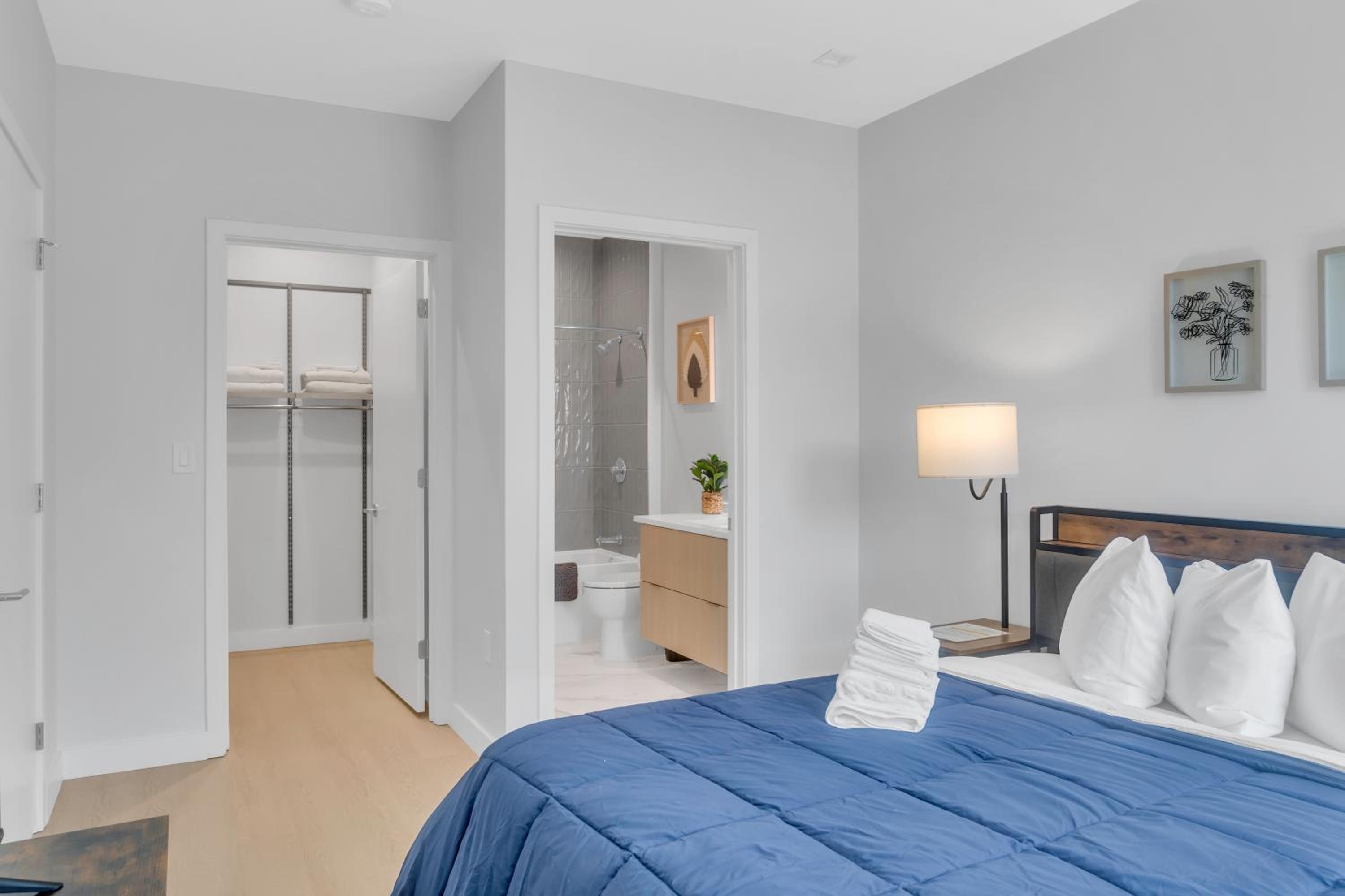 Fully Furnished Apartment in Washington near Logan Circle