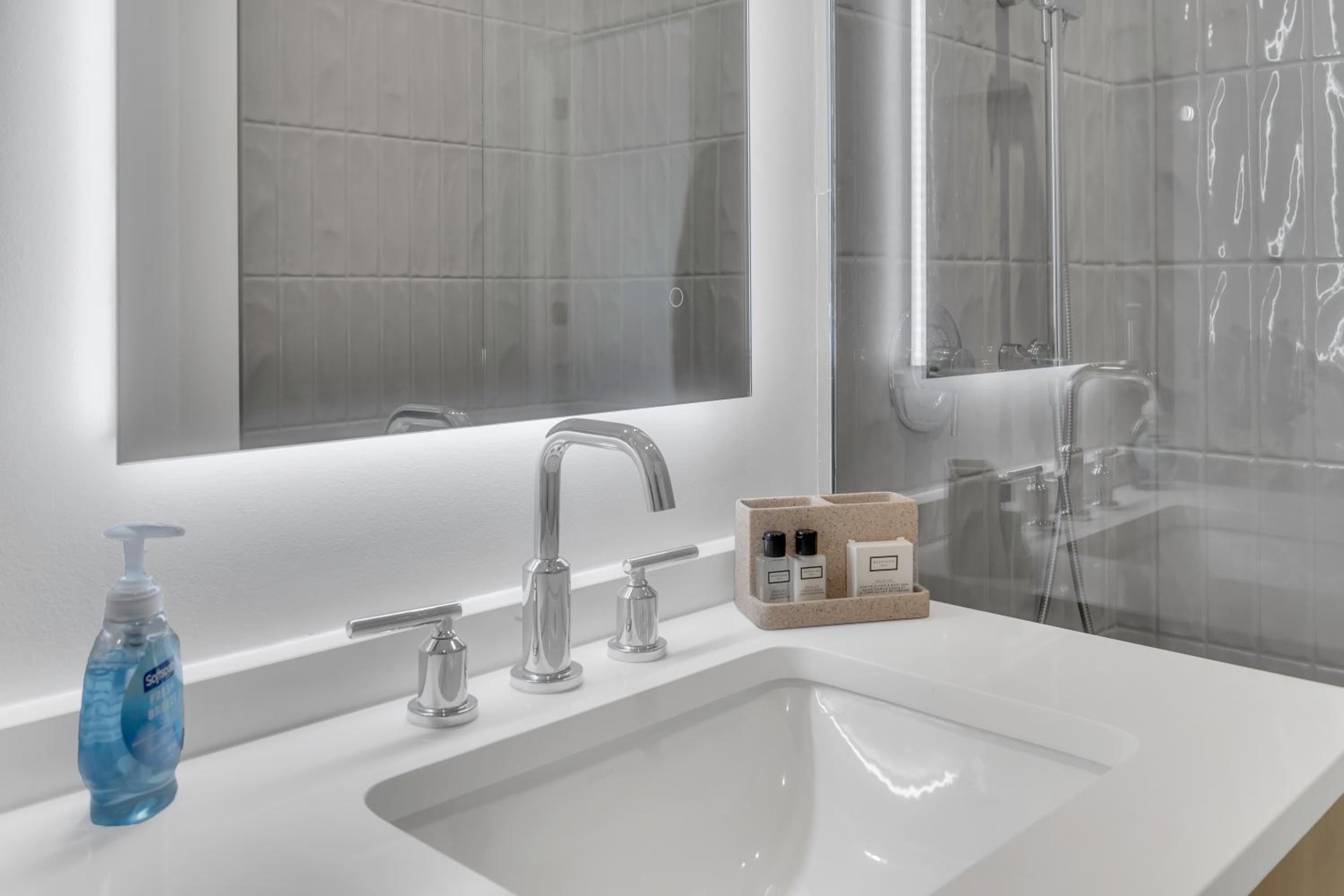 Fully Furnished Apartment in Washington near Logan Circle