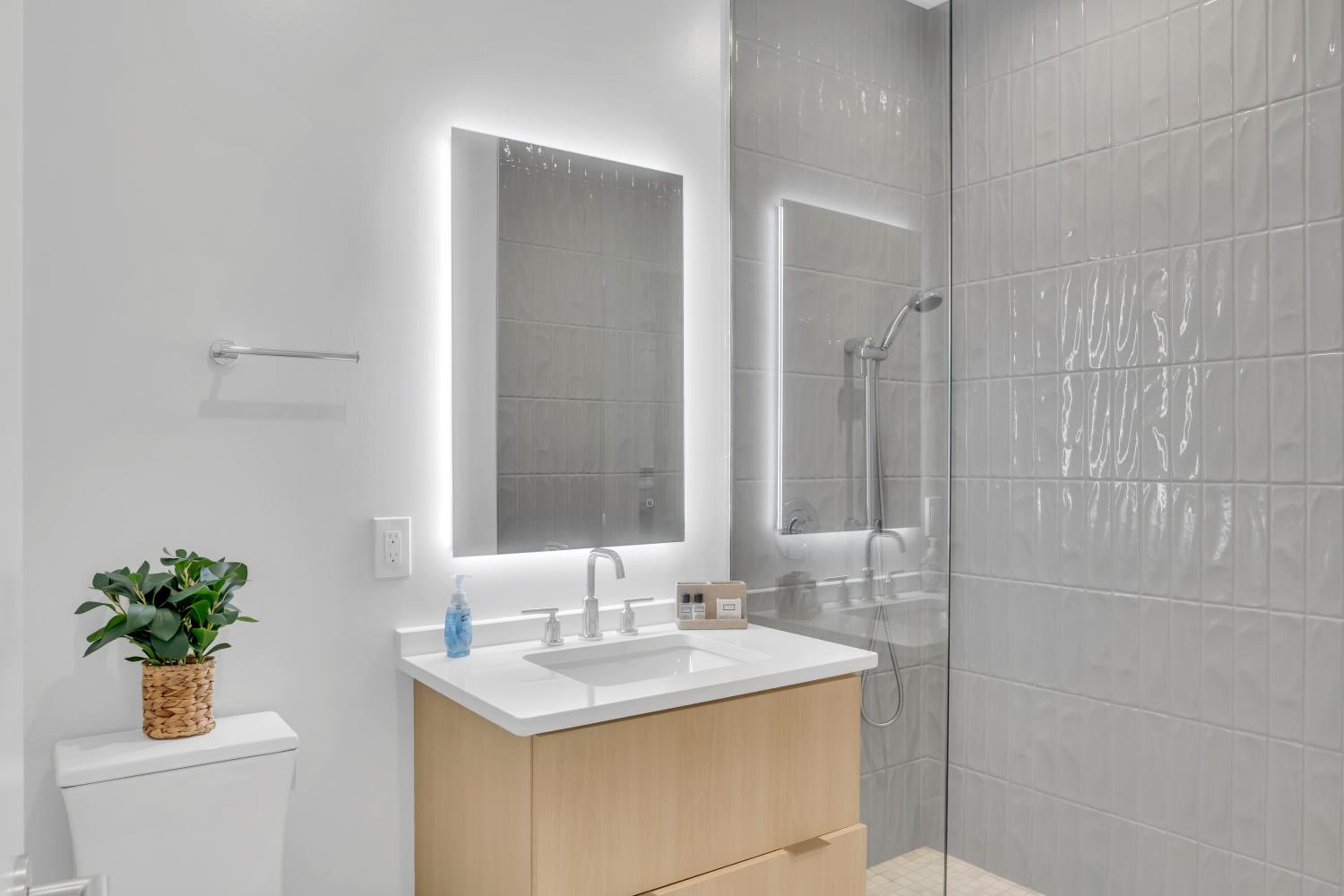 Fully Furnished Apartment in Washington near Logan Circle