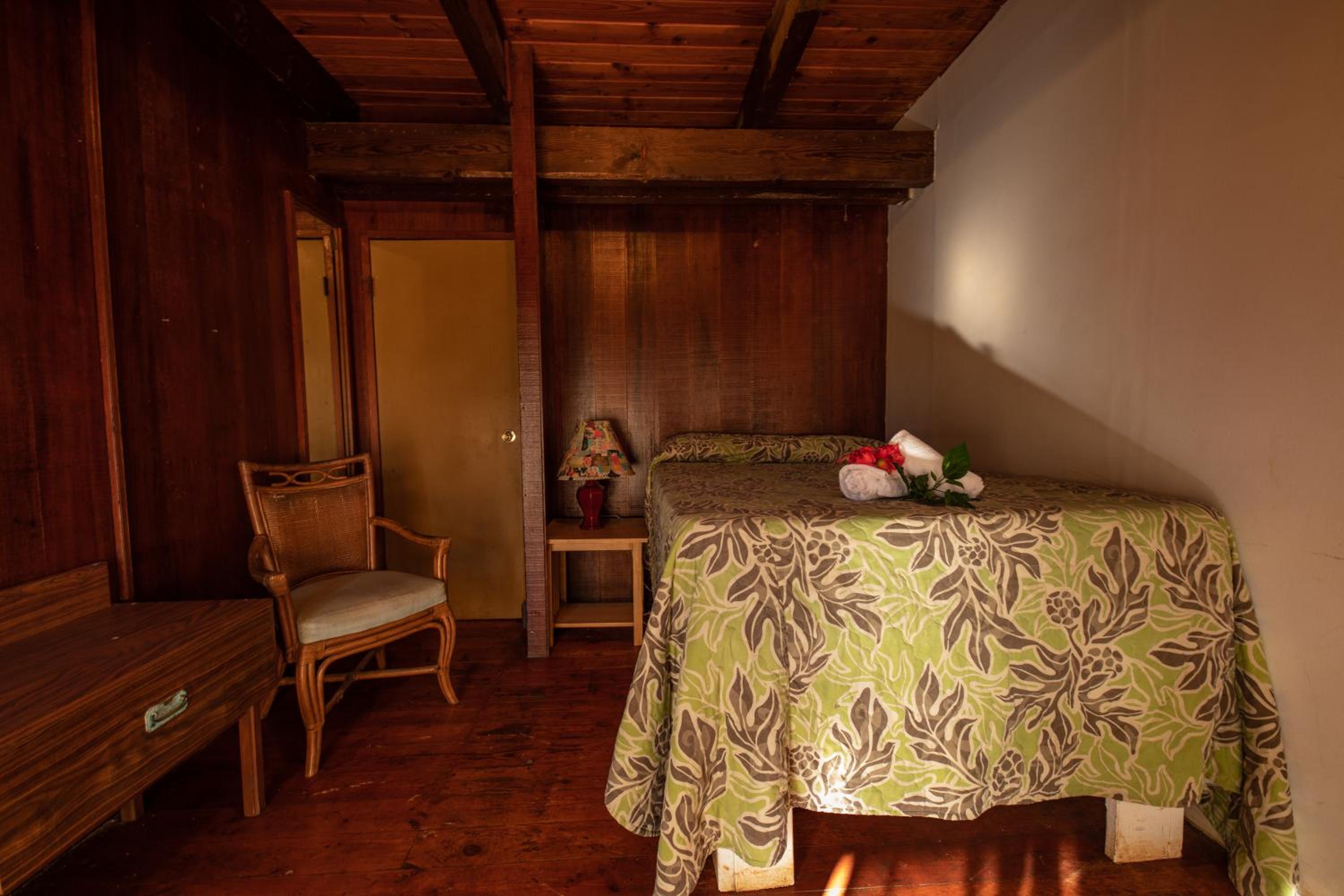 Backpackers Vacation Inn and Plantation Village