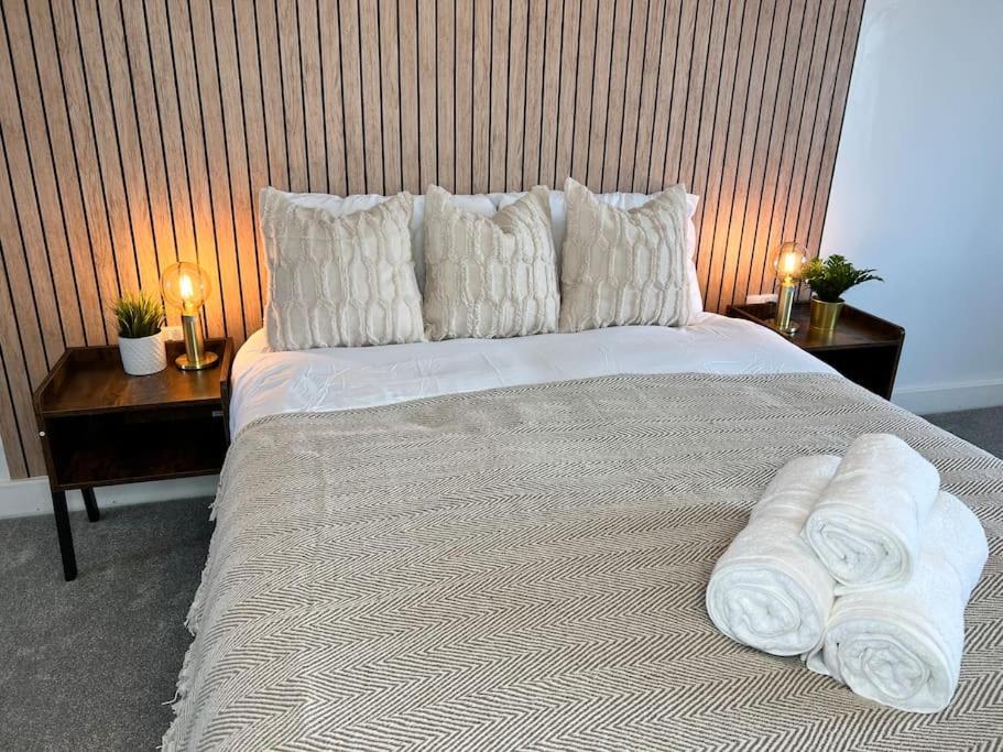 Luxury Newly Renovated House view 3