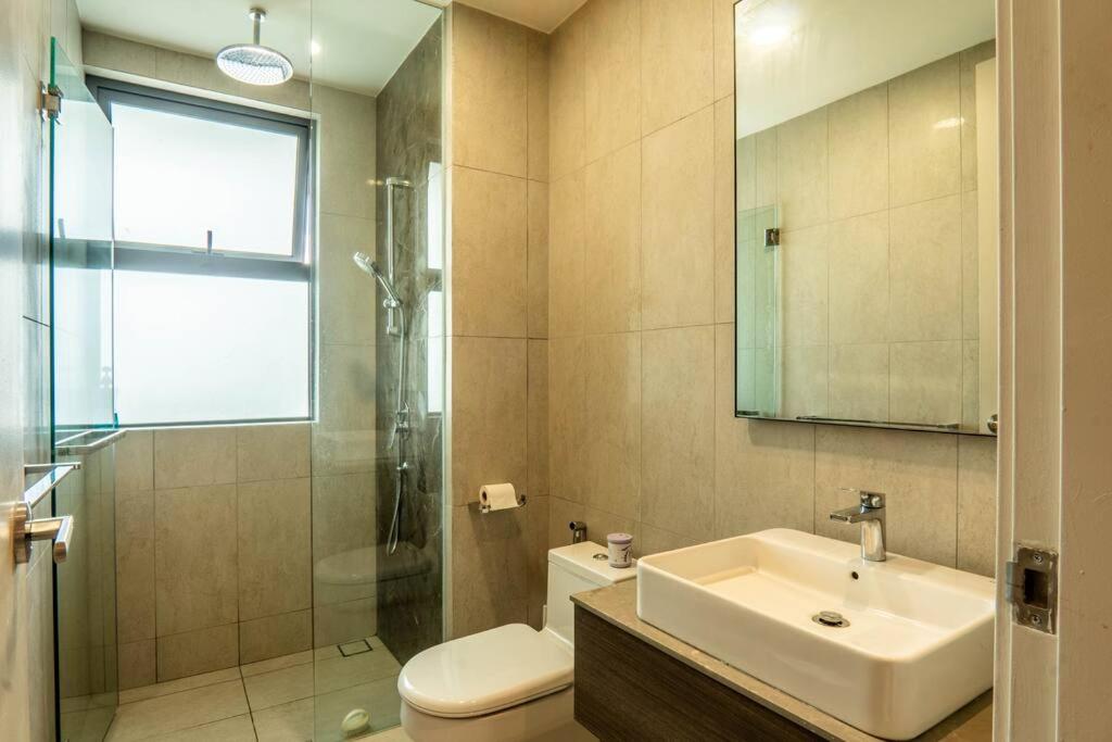 Datum Jelatek Residence by Airhost