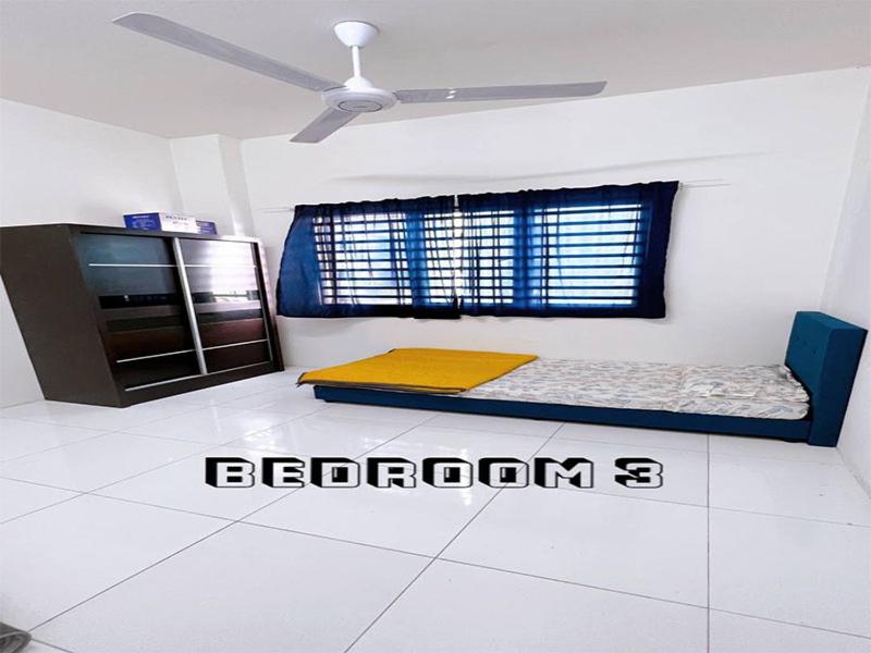 HomeSTAY PANGSAPURI SAMUDERA SERI MANJUNG LUMUT photo 8