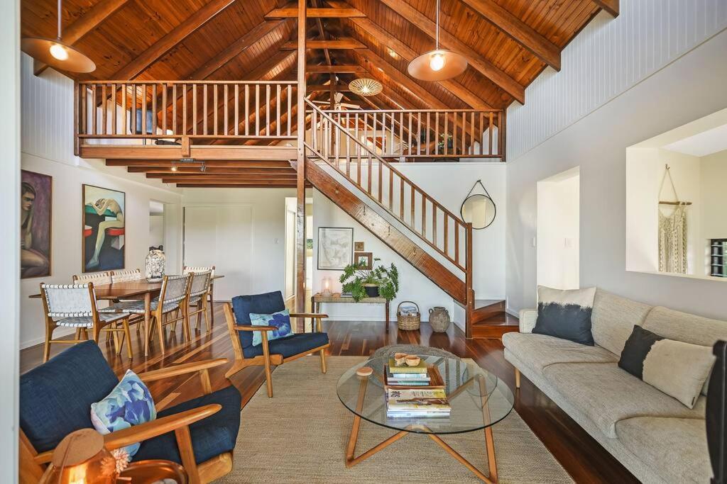 Beautiful Sunshine Beach Retreat with Heated Pool
