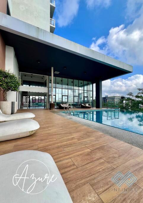 Azure@ Gala city Residence 2BR photo 4