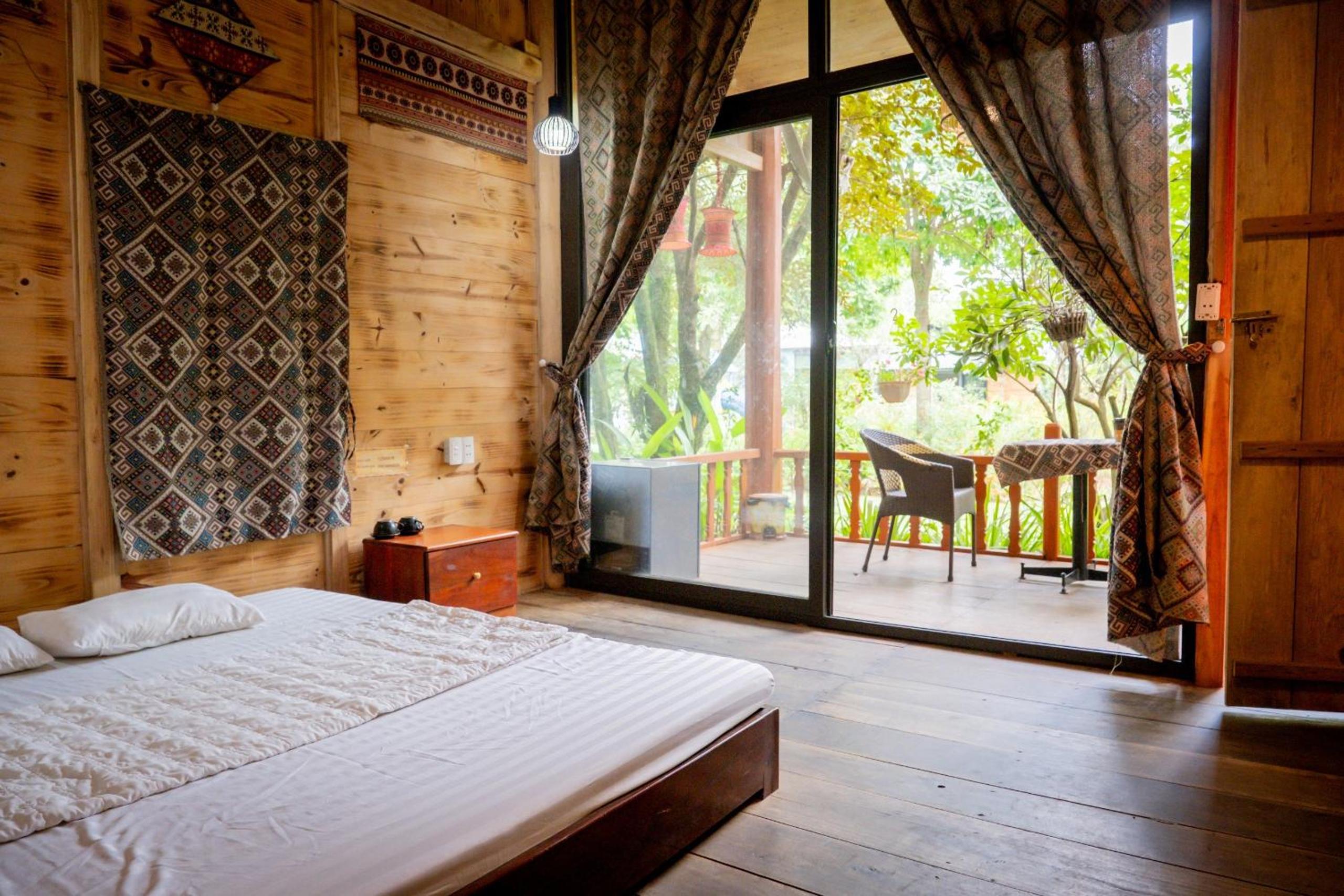 La Vie En Rose Ba Vì Homestay