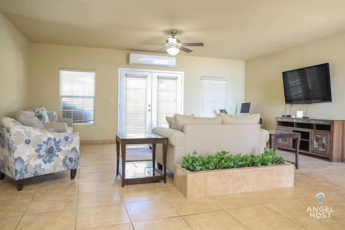 5 mins to Beach Pool BBQ Dedicated Workspace view 4