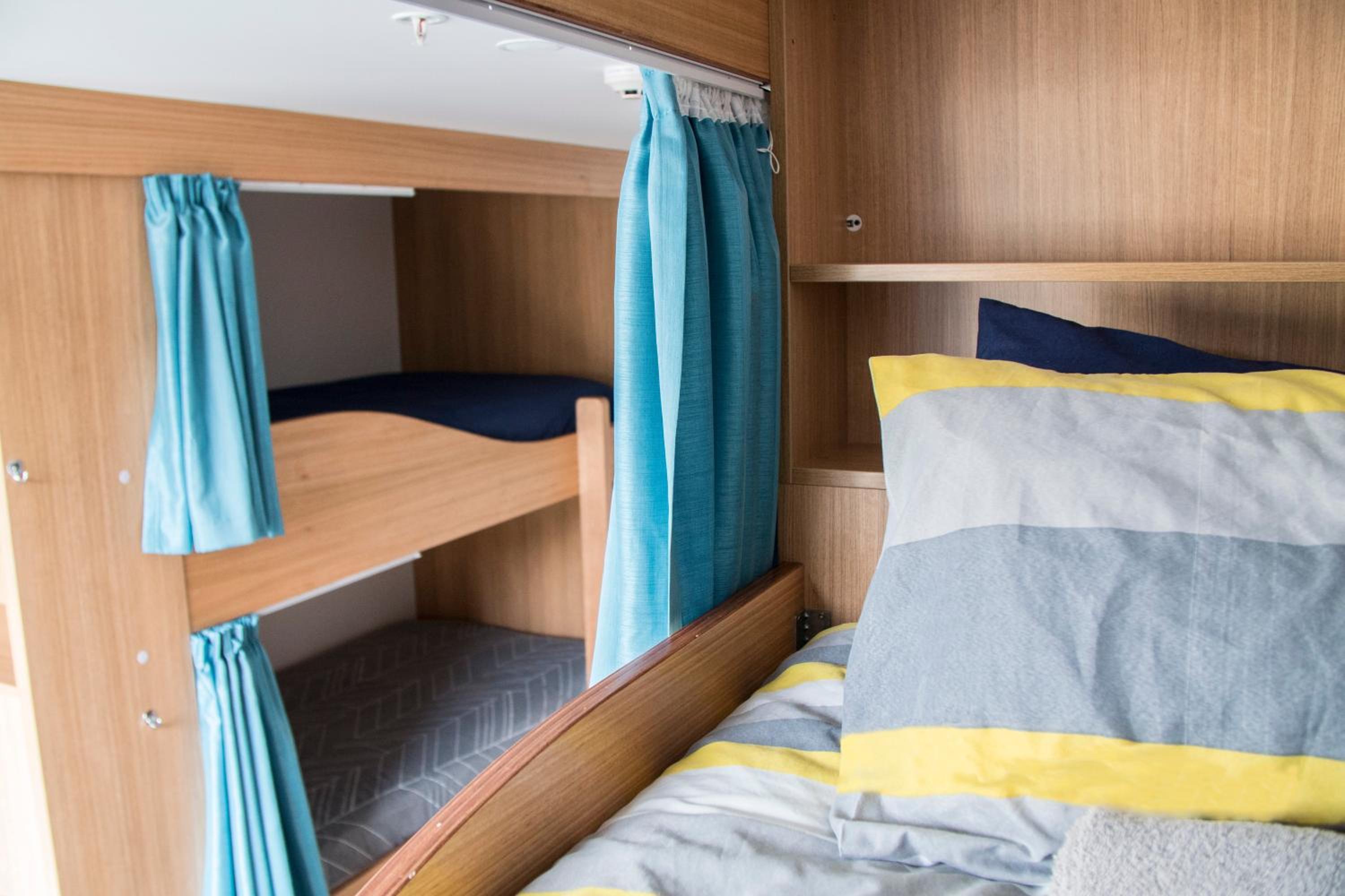 Adventure Q2 Hostel