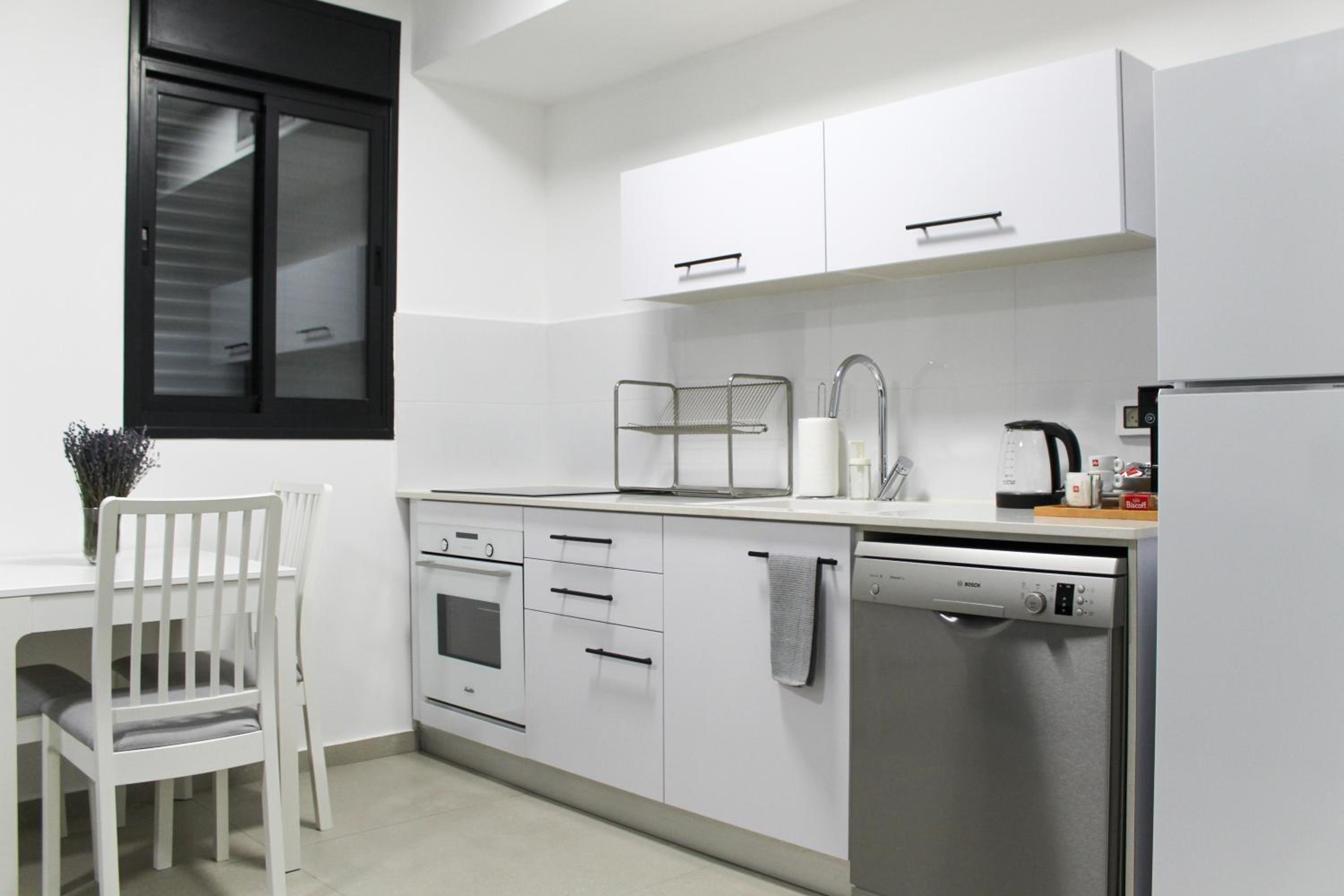 Luxury Family Apartment #26 By Hashdera Eilat view 4