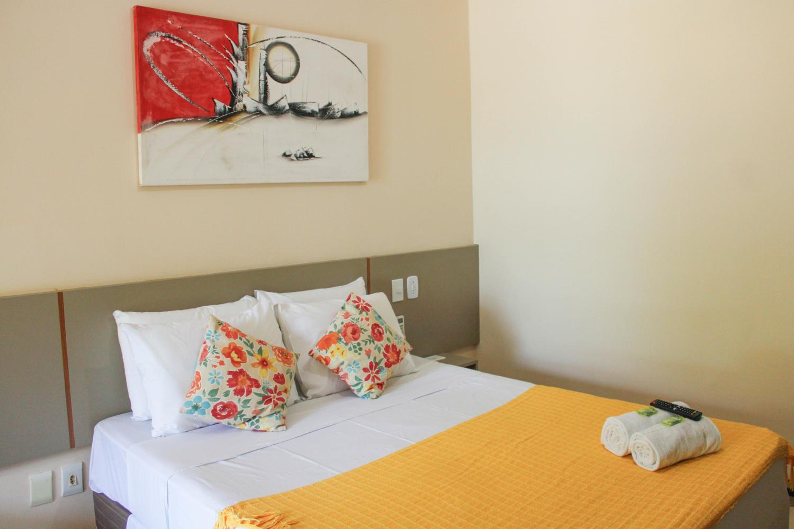 Lonier Praia Inn Flats