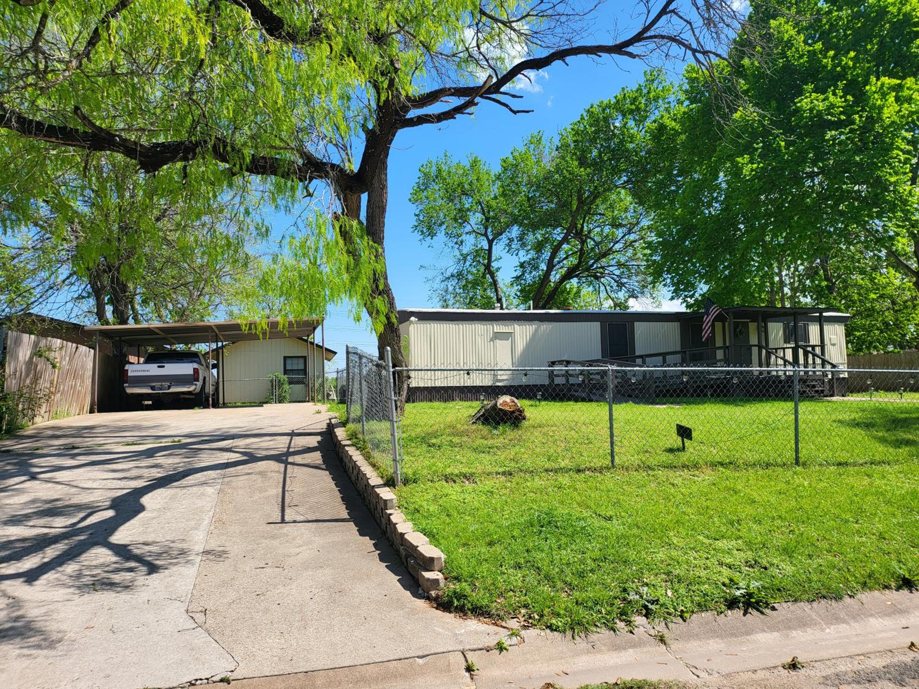 Green Haven Studio near Austin Airport COTA view 4