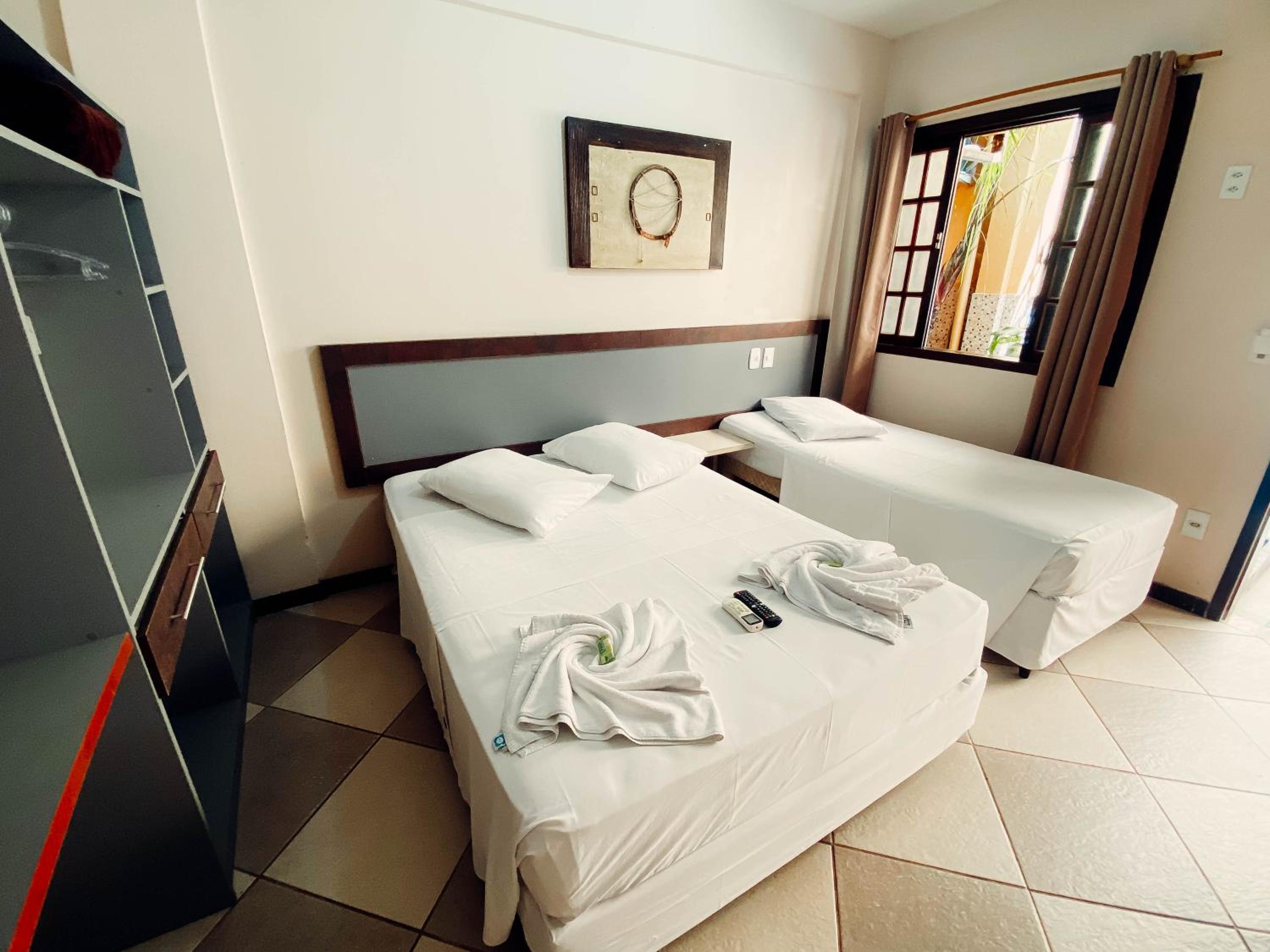 Lonier Praia Inn Flats