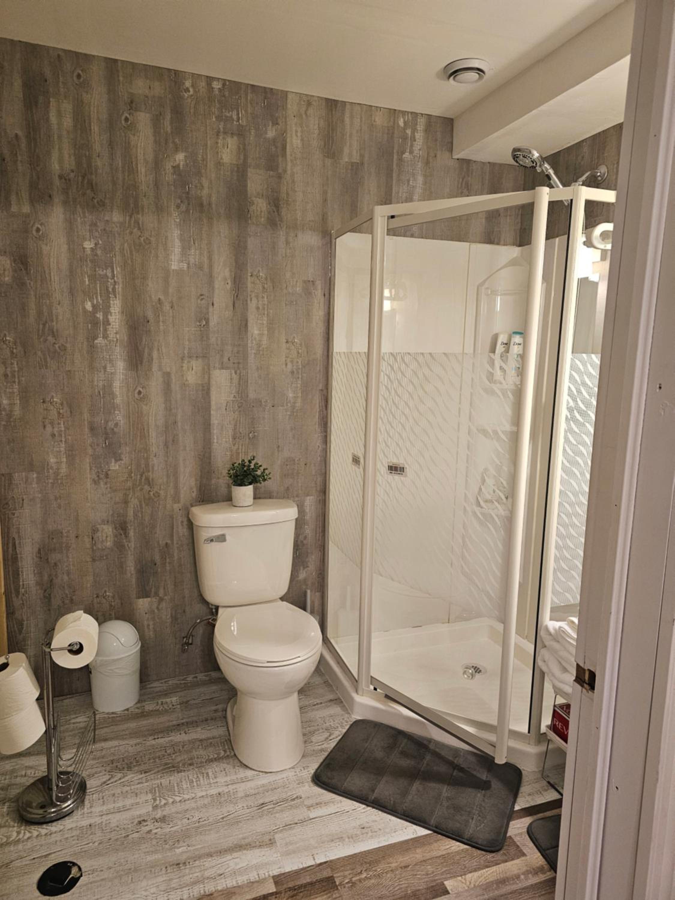 Quad-Ks Cozy & Private Guest Suite