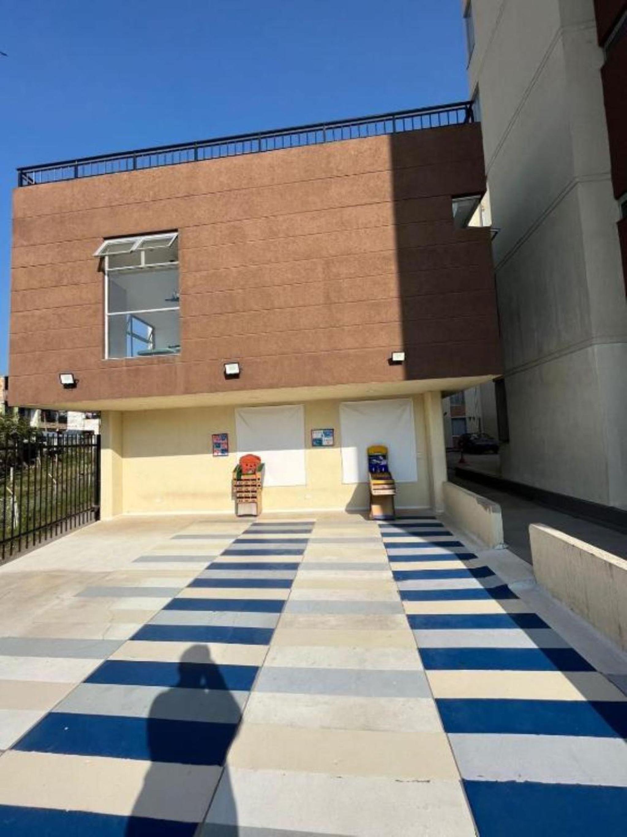 APARTASUITE SILVANIA CON PISCINA Y SAUNA