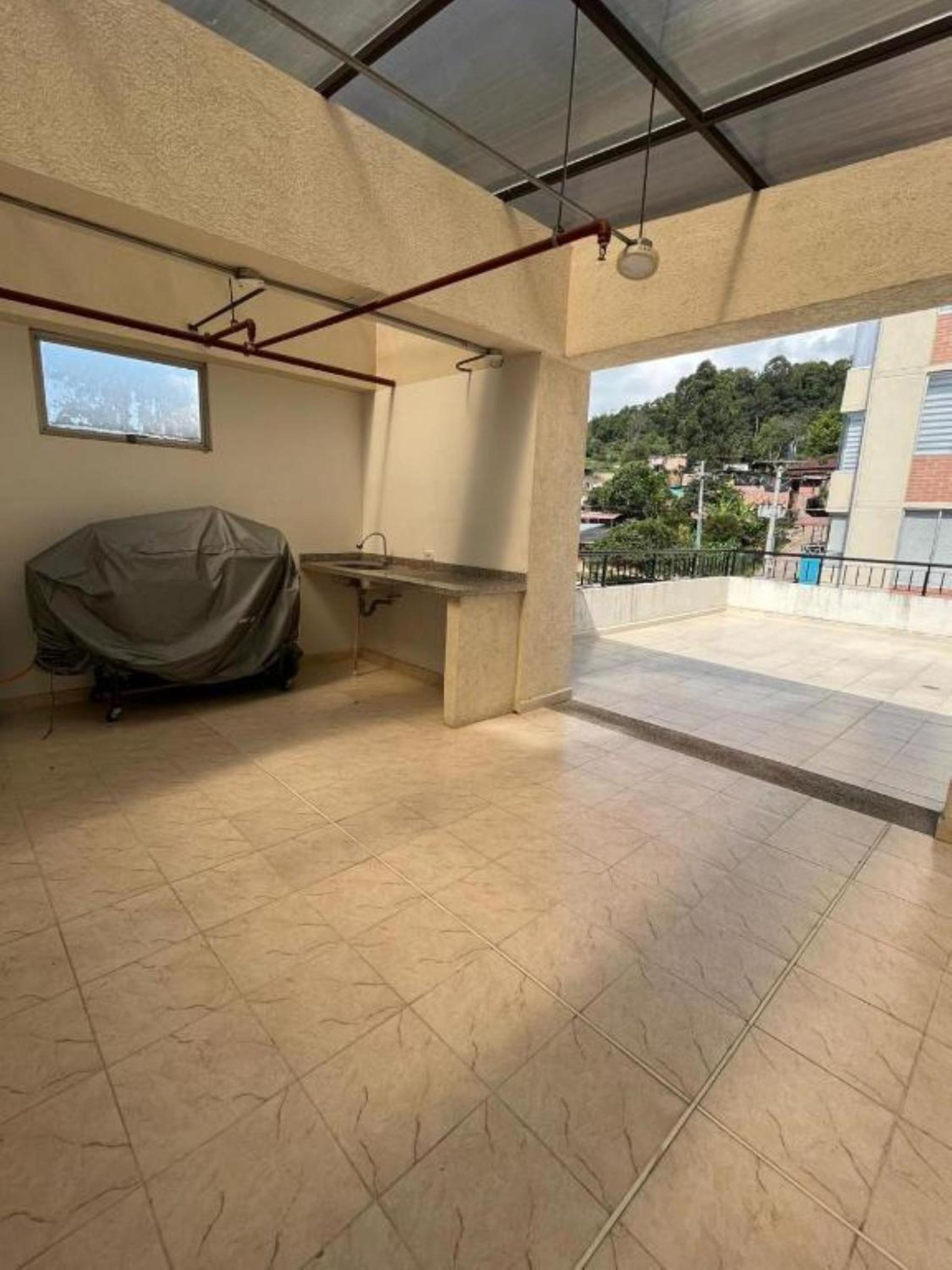 APARTASUITE SILVANIA CON PISCINA Y SAUNA