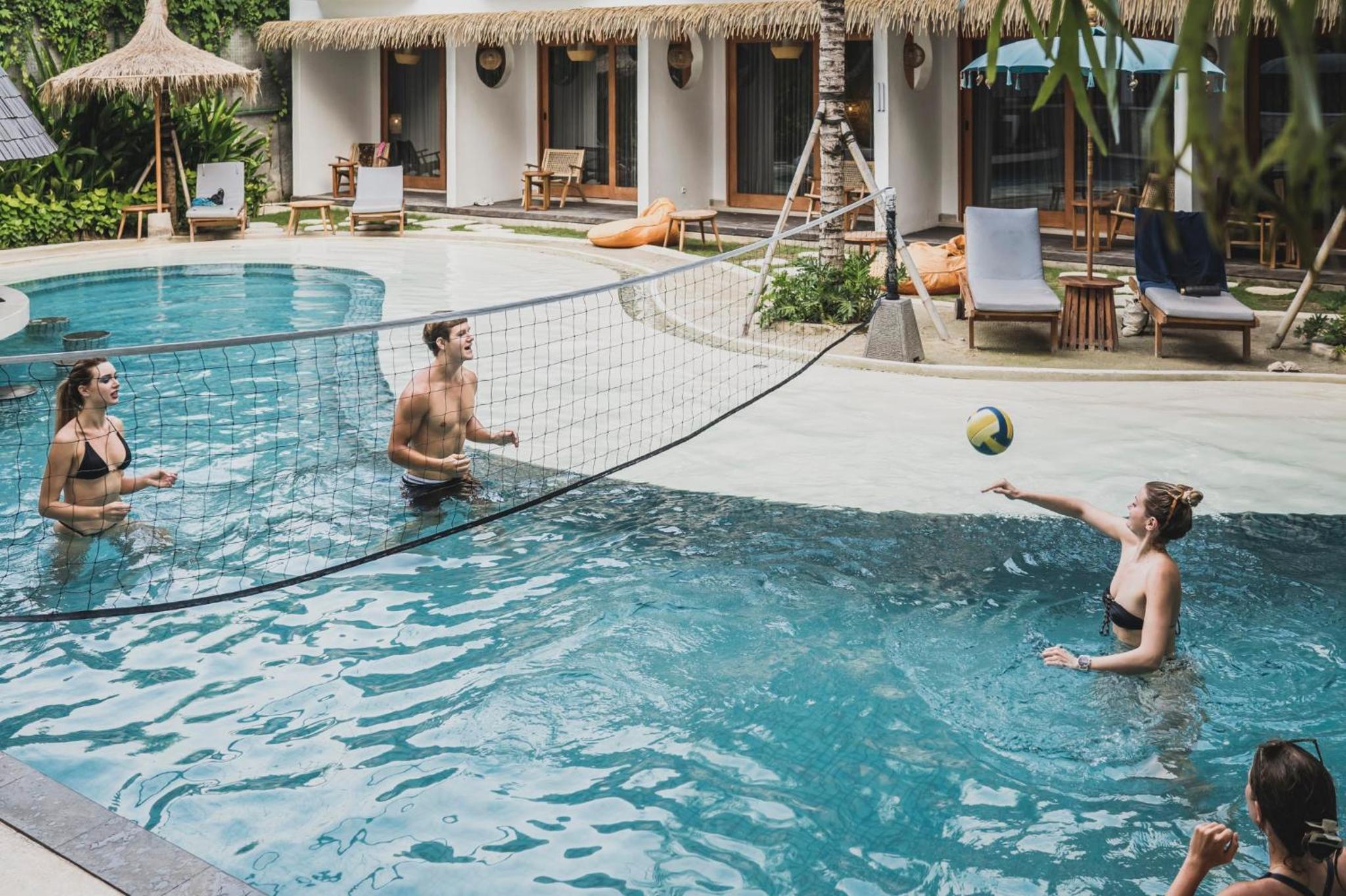 Roomates Beach Hostel Canggu by Ini Vie Hospitality view 2