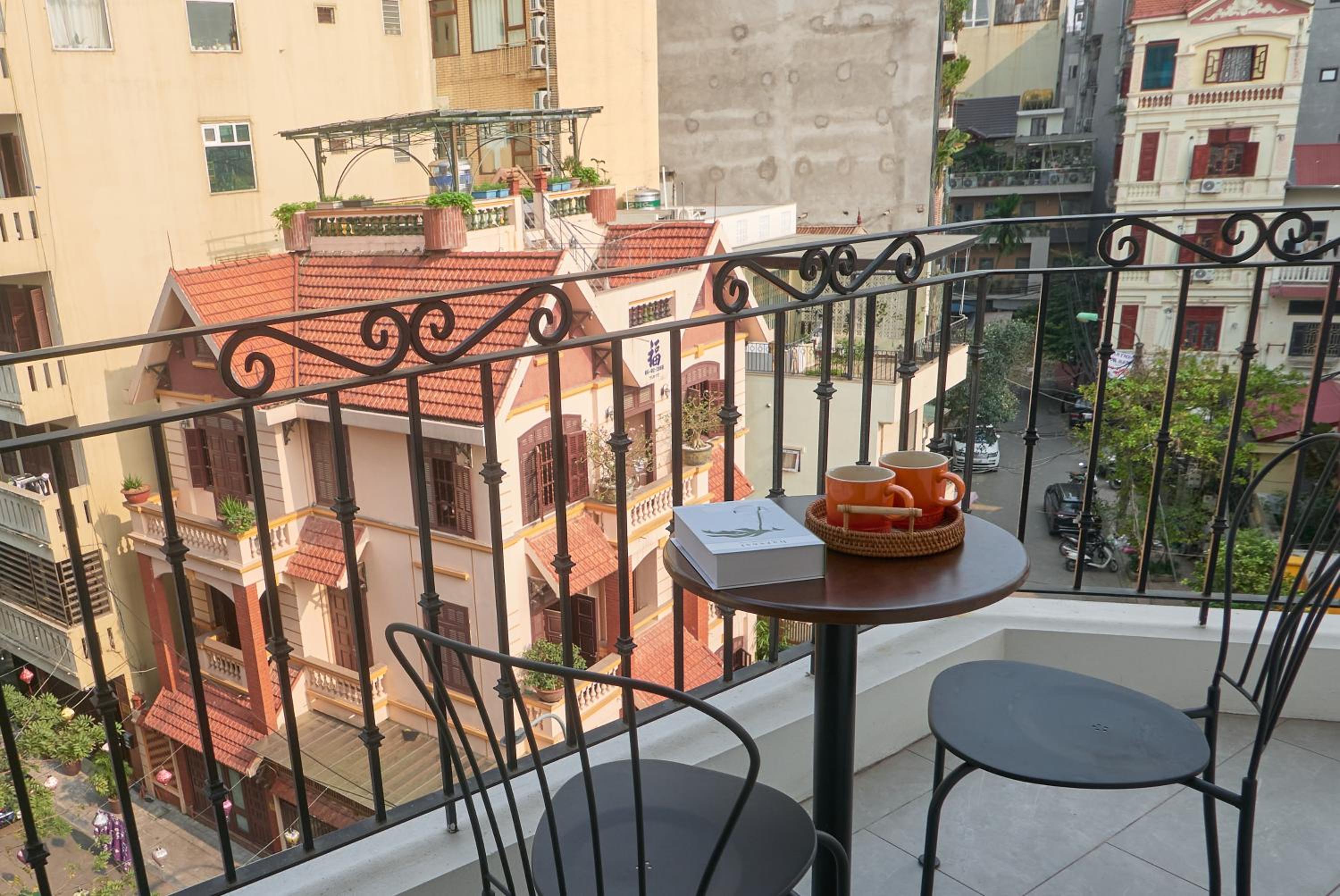 Hanoi Shouten - Staycation