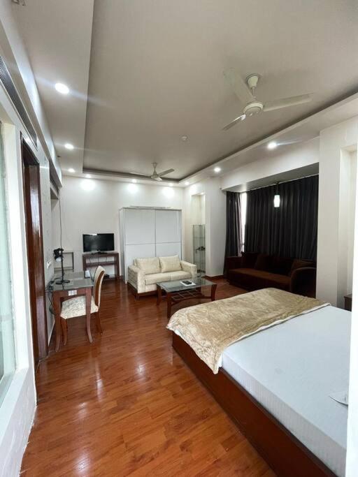 Studio apartment with balcony