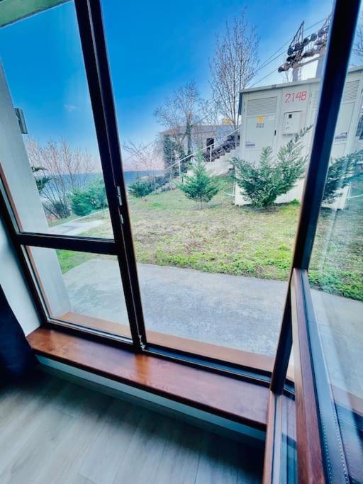 Panoramic Sea View Apartment - Perfect for Couples