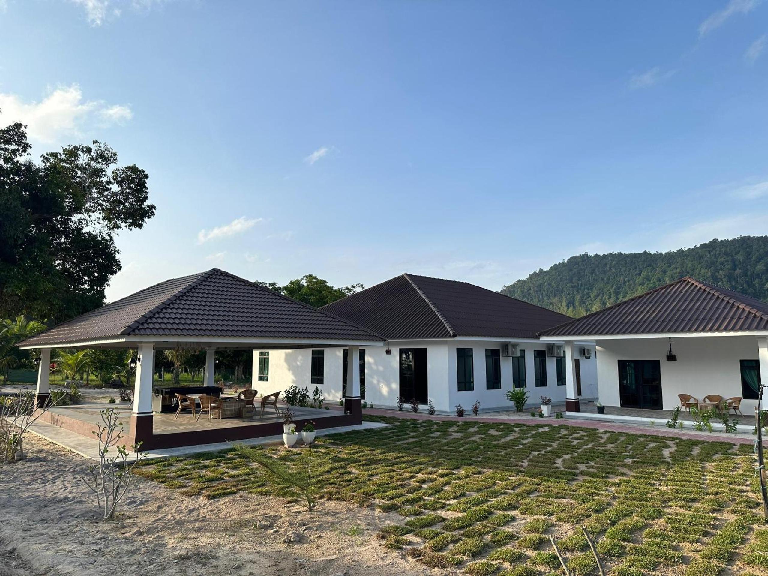 Ocean Cottage 1, Radiant Teluk Sari photo 8