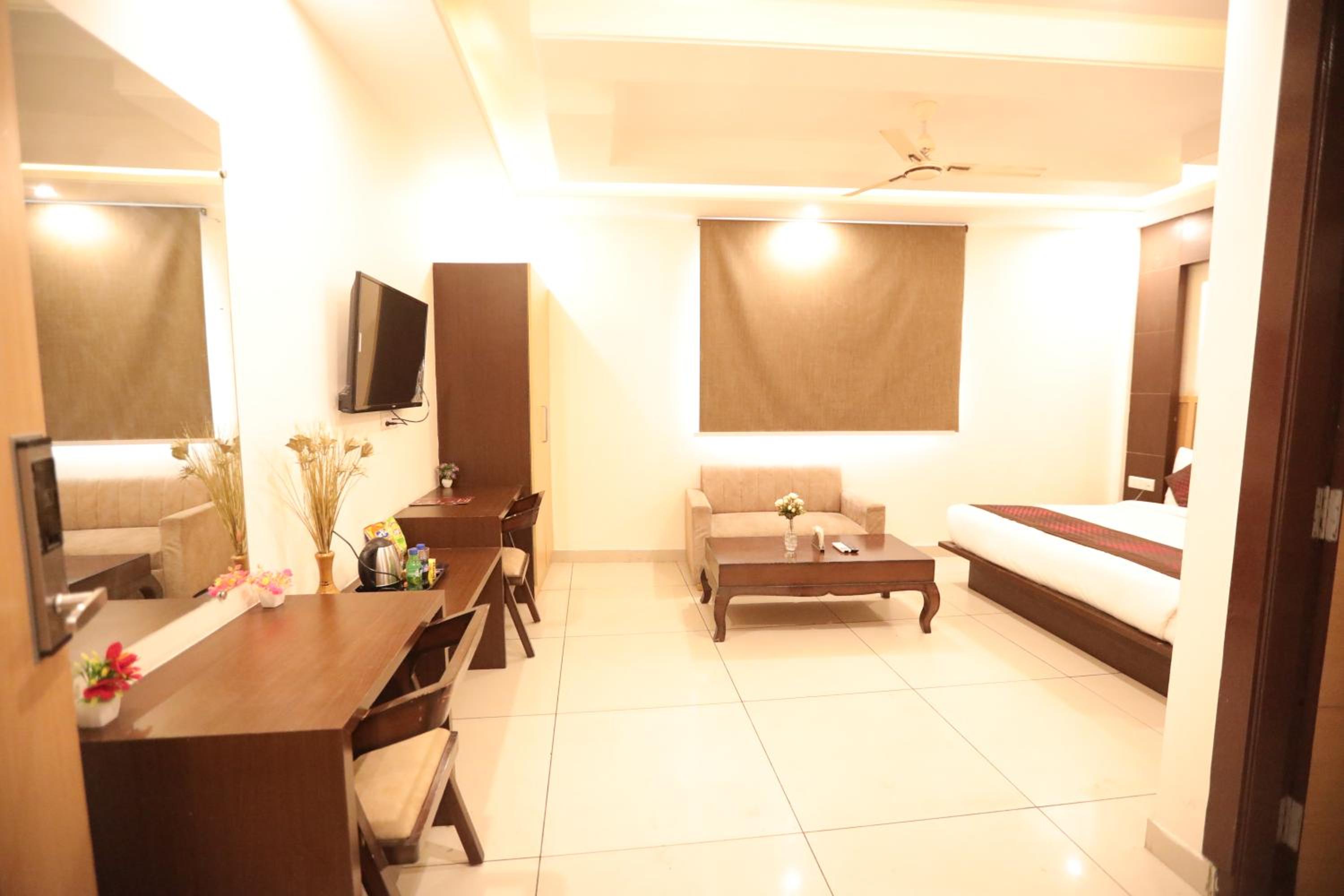 Bedroom