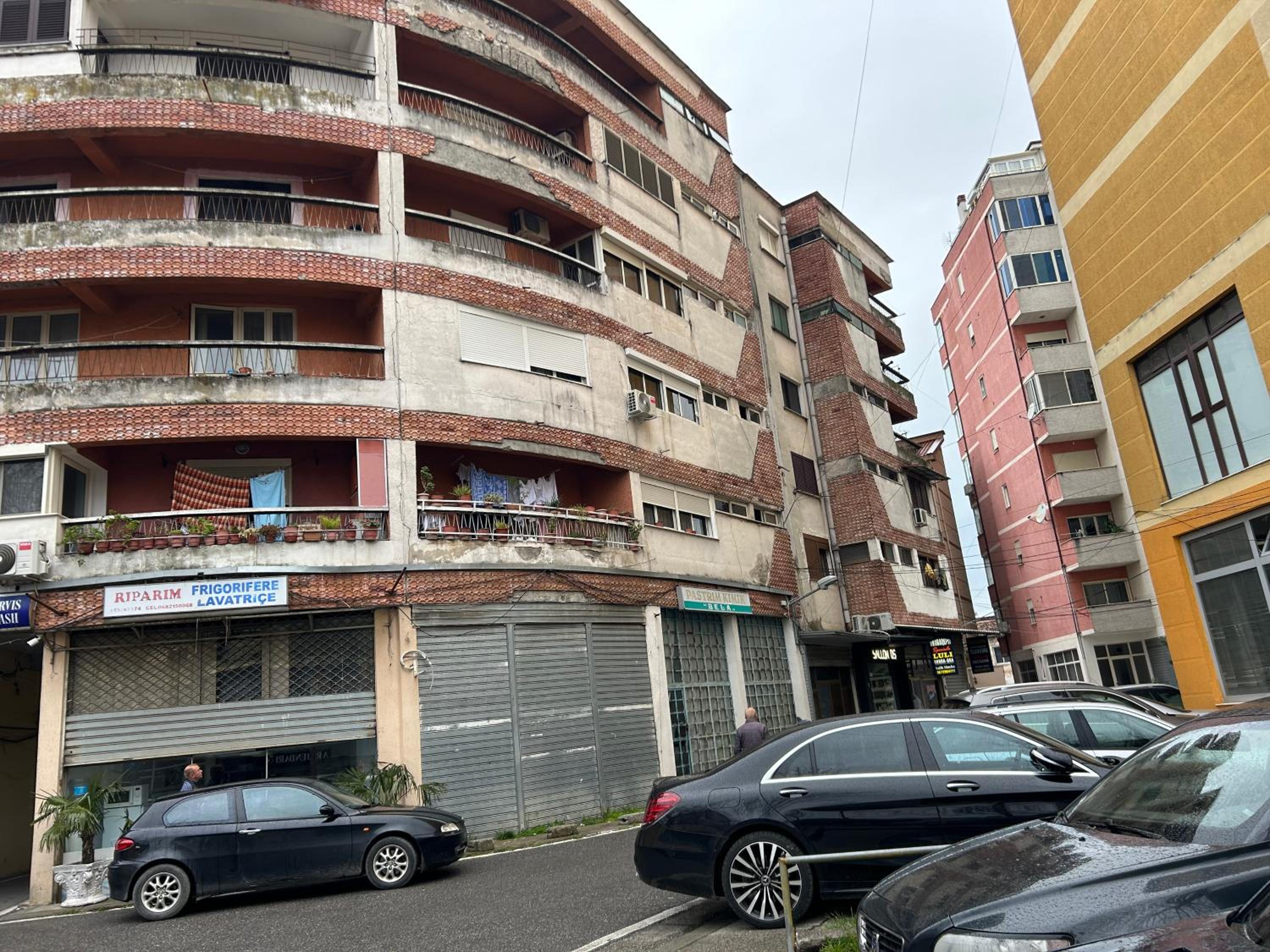 APARTMENT Toxhi